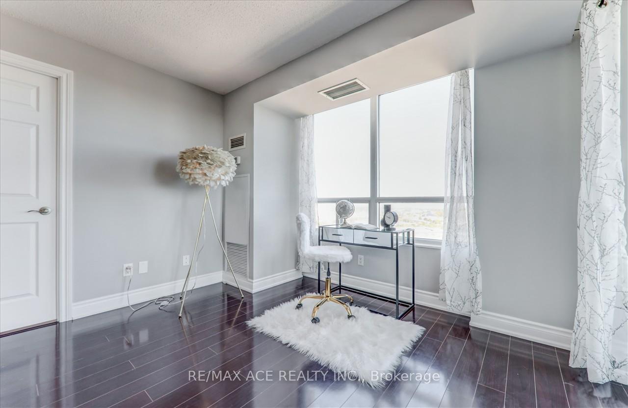 #2009 - 61 Town Centre Crt, Toronto, ON M1P5C5 | 2 Bedroom 2 Bathroom Condo Apt | Image 12
