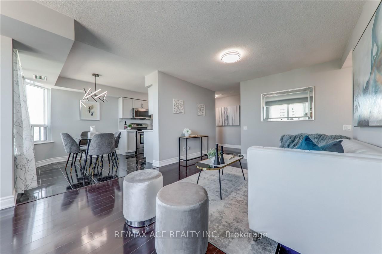 #2009 - 61 Town Centre Crt, Toronto, ON M1P5C5 | 2 Bedroom 2 Bathroom Condo Apt | Image 17