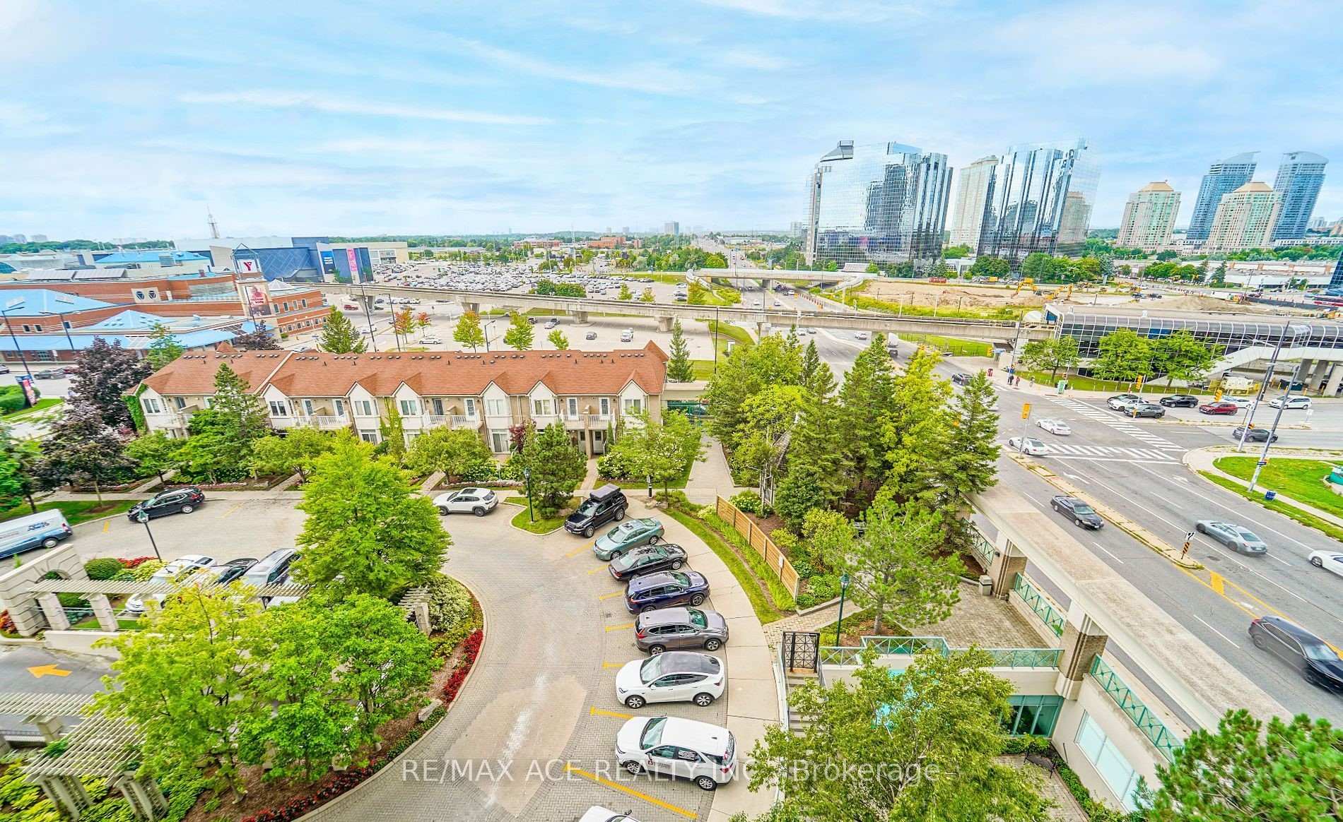 #2009 - 61 Town Centre Crt, Toronto, ON M1P5C5 | 2 Bedroom 2 Bathroom Condo Apt | Image 33