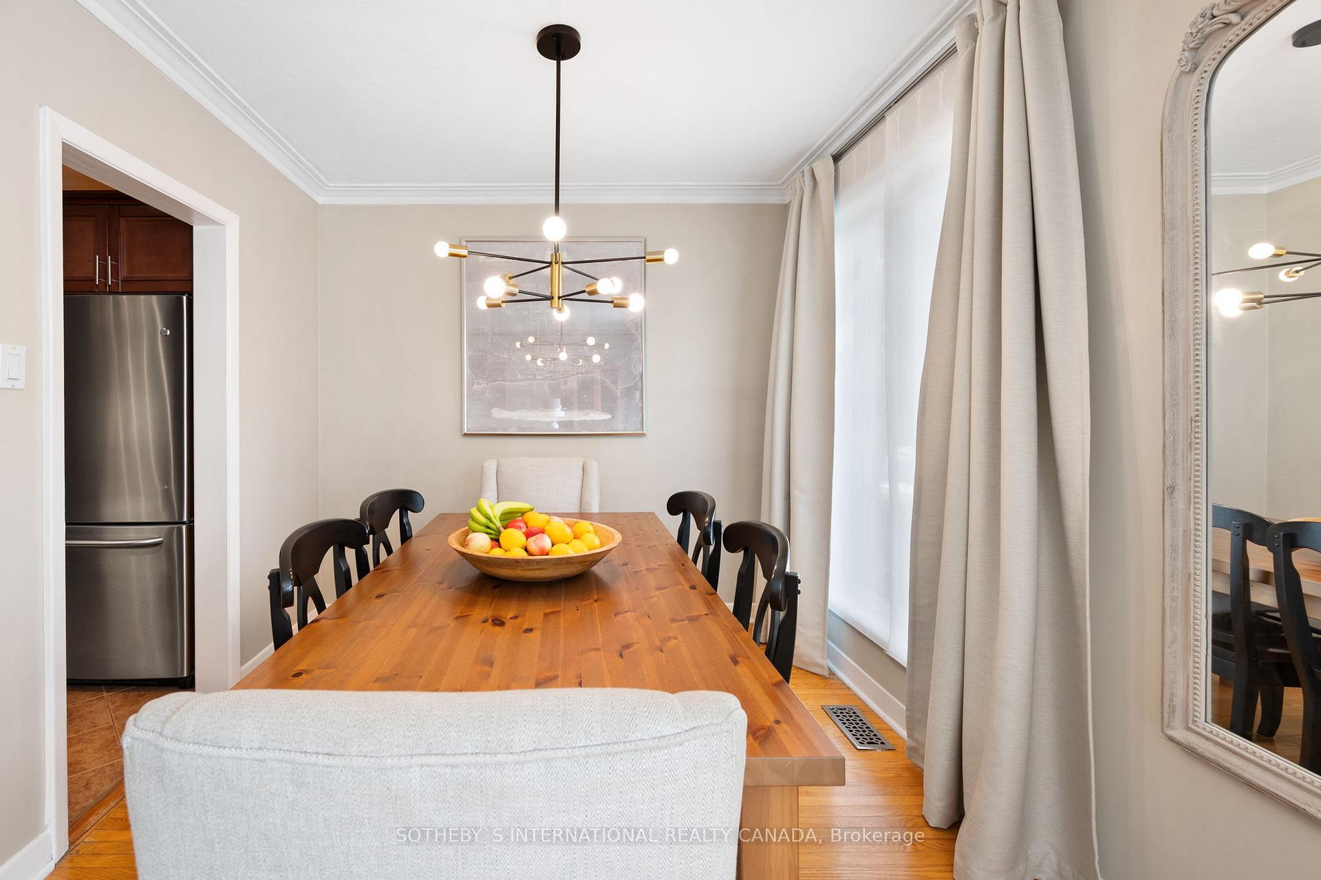 101 Crocus Dr, Toronto, ON M1R4T3 | 3 Bedroom 2 Bathroom Detached House | Image 10