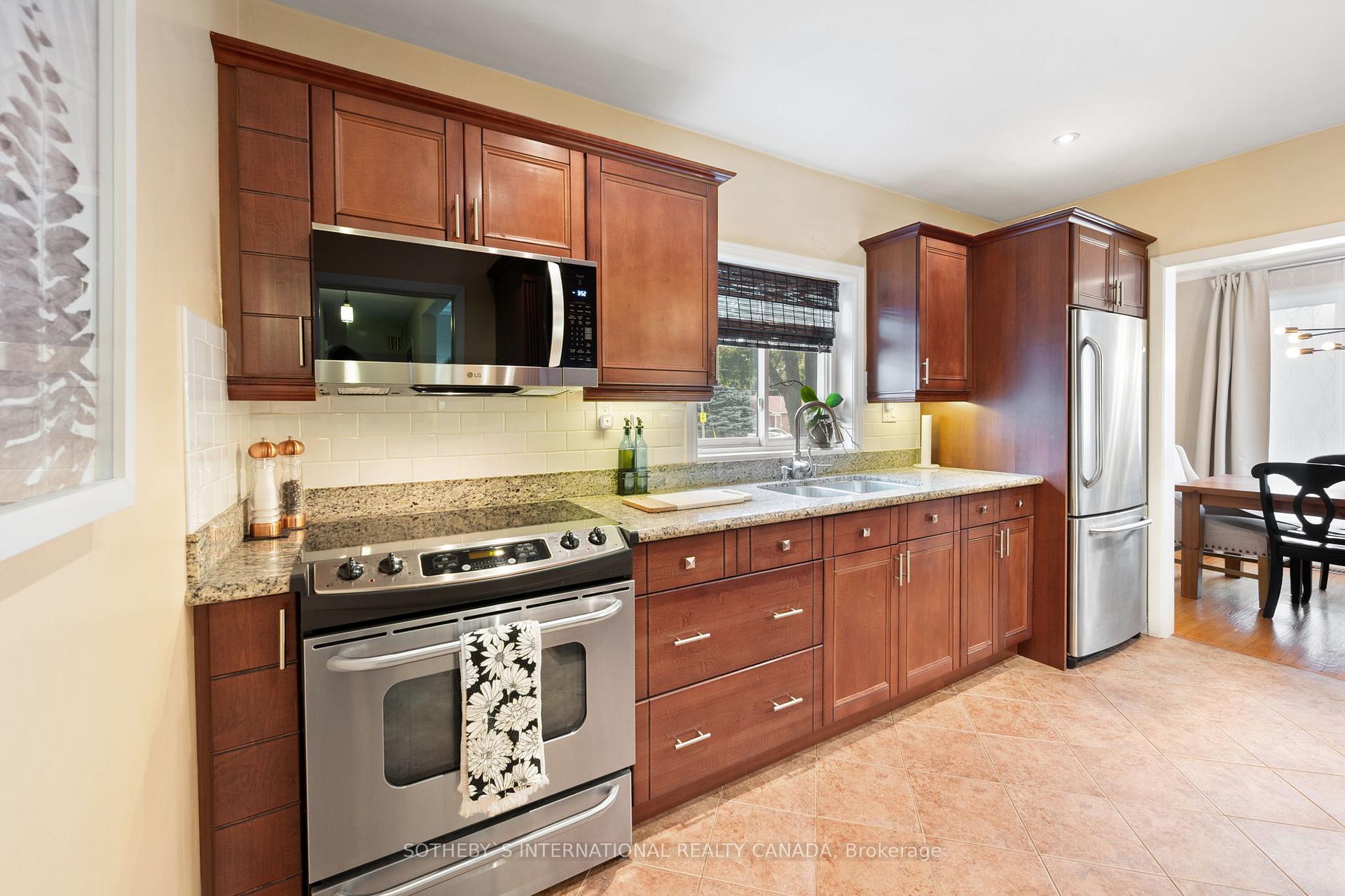 101 Crocus Dr, Toronto, ON M1R4T3 | 3 Bedroom 2 Bathroom Detached House | Image 14