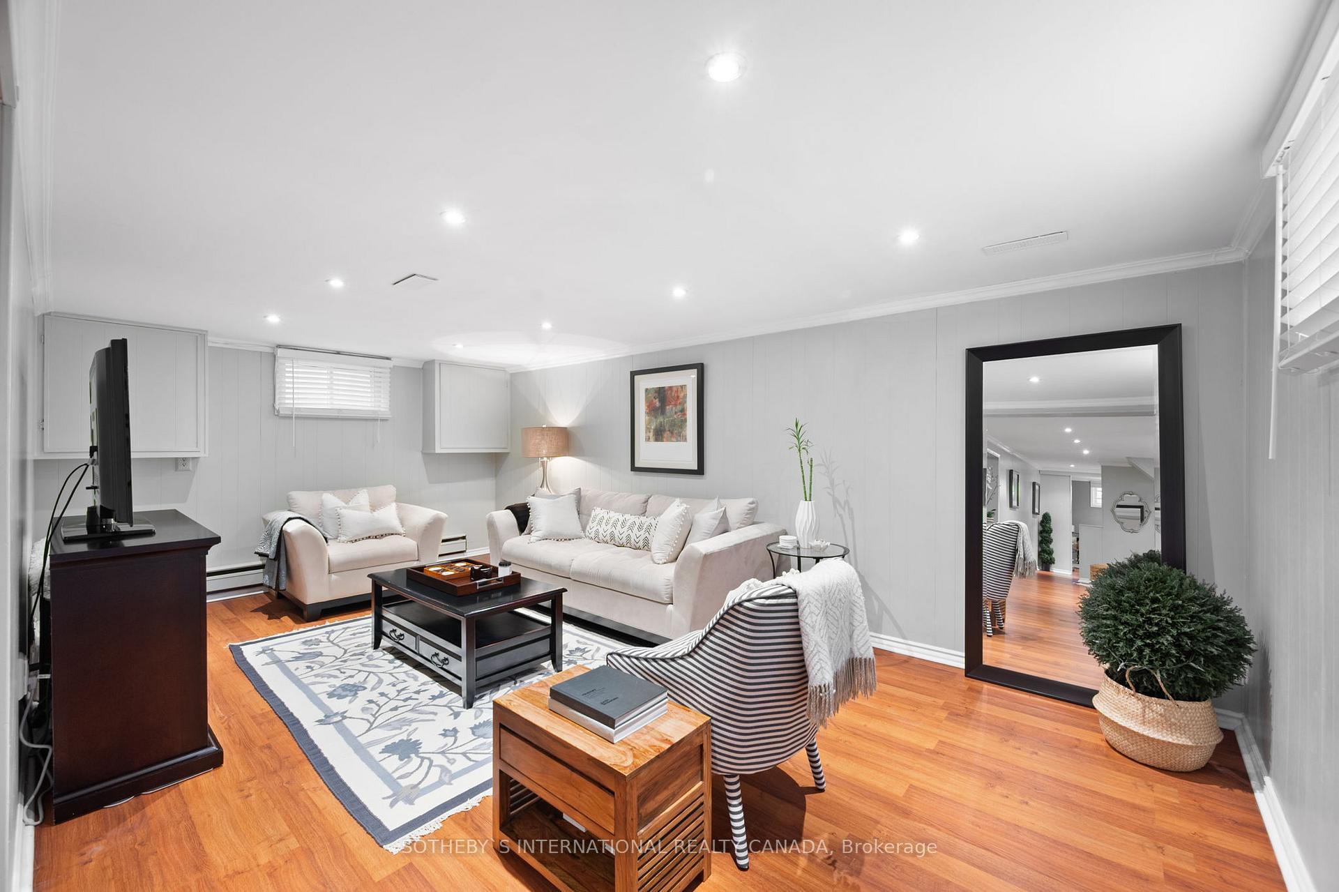 101 Crocus Dr, Toronto, ON M1R4T3 | 3 Bedroom 2 Bathroom Detached House | Image 24