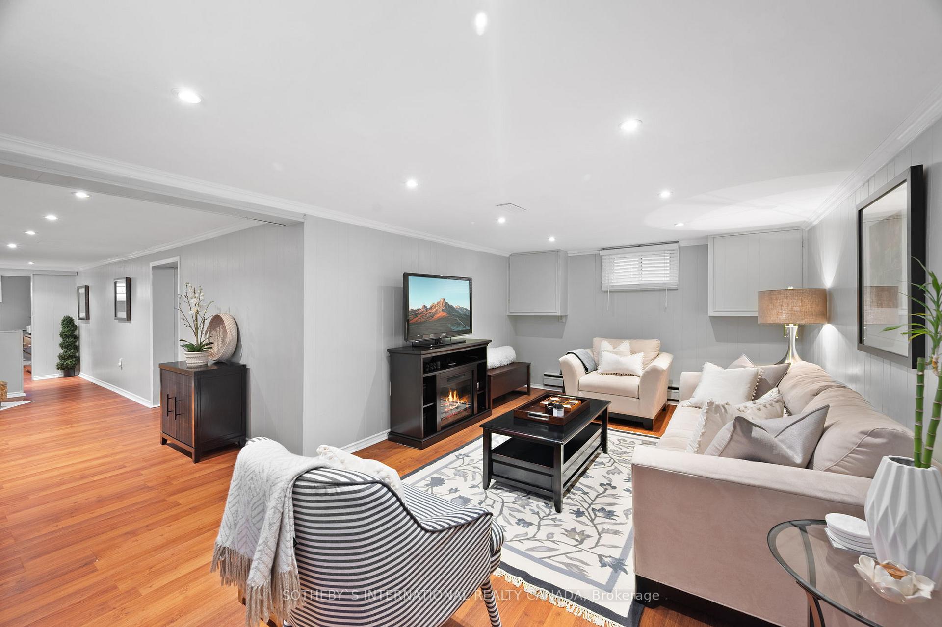 101 Crocus Dr, Toronto, ON M1R4T3 | 3 Bedroom 2 Bathroom Detached House | Image 25