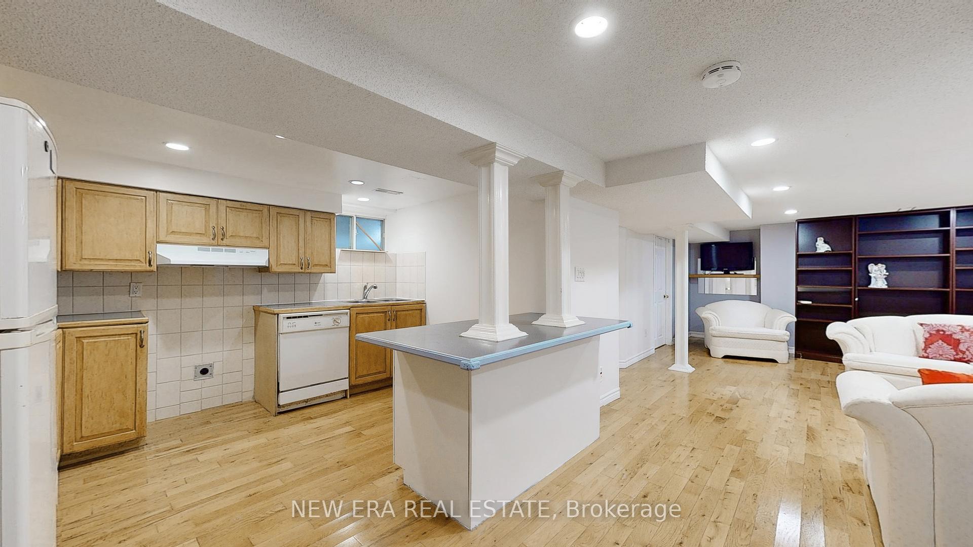 1 Fairbourne Cres, Toronto, ON M1L3M6 | 2 Bedroom 2 Bathroom Detached House | Image 21