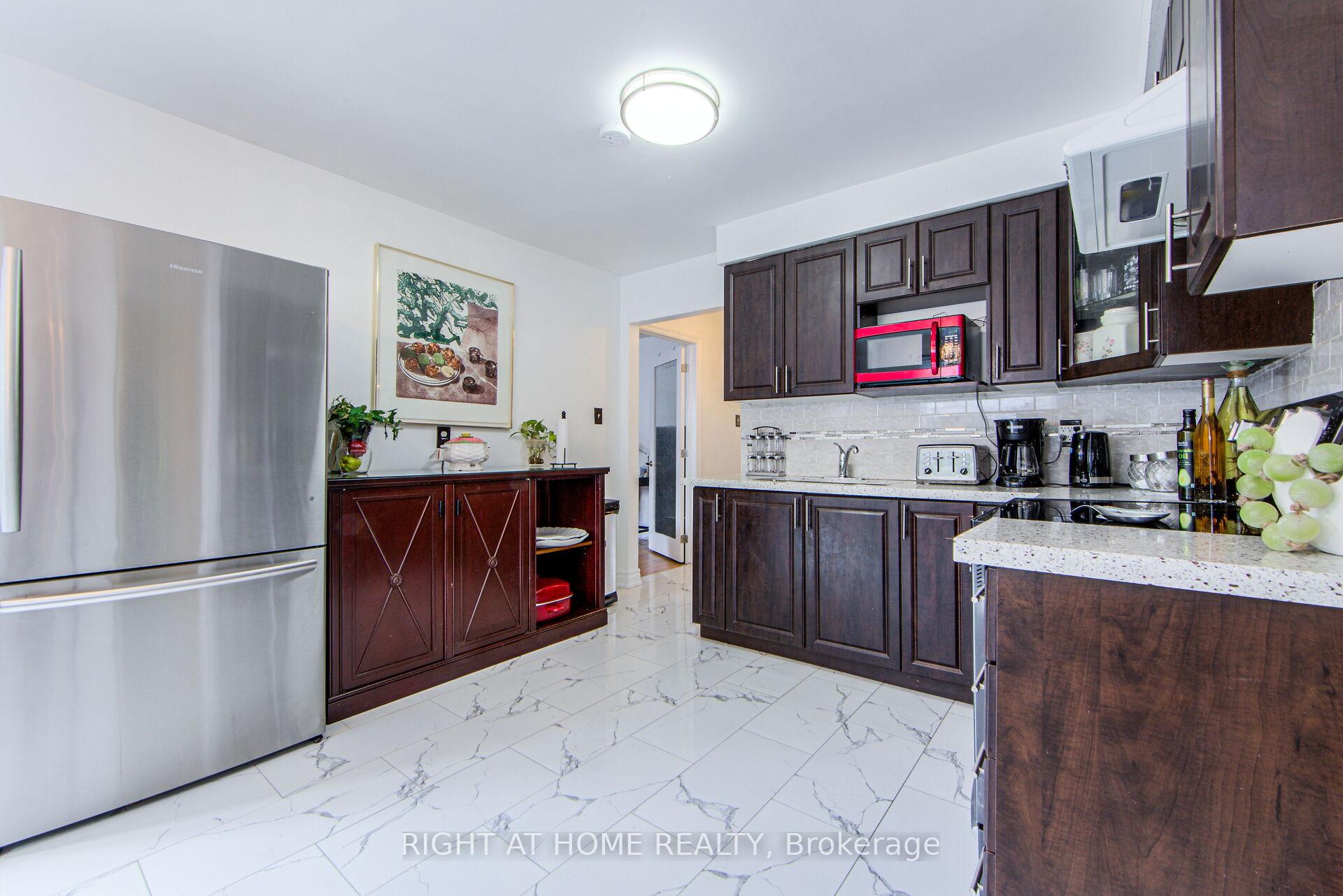 70 Longsword Dr, Toronto, ON M1V3A3 | 4 Bedroom 4 Bathroom Detached House | Image 10