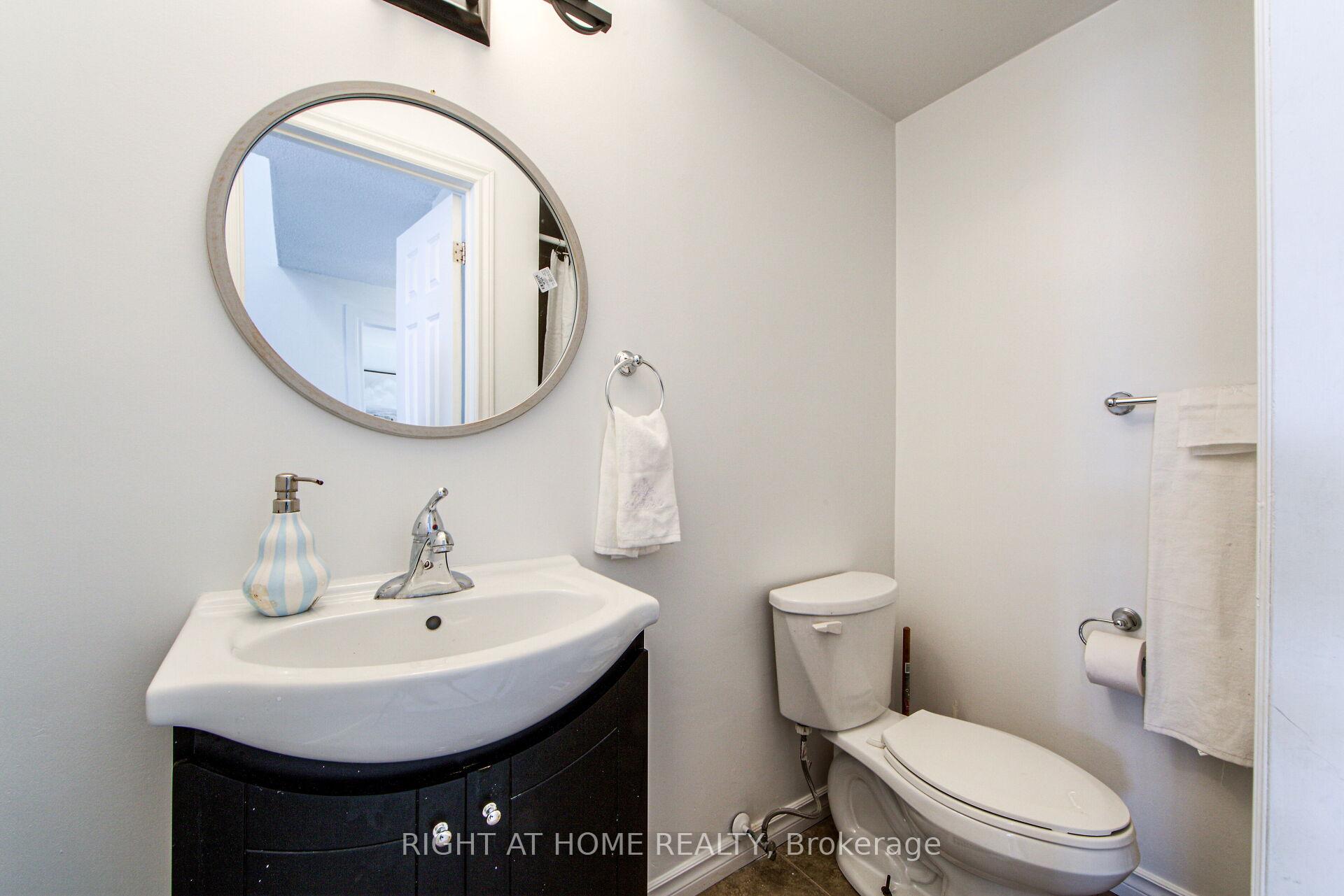 70 Longsword Dr, Toronto, ON M1V3A3 | 4 Bedroom 4 Bathroom Detached House | Image 12