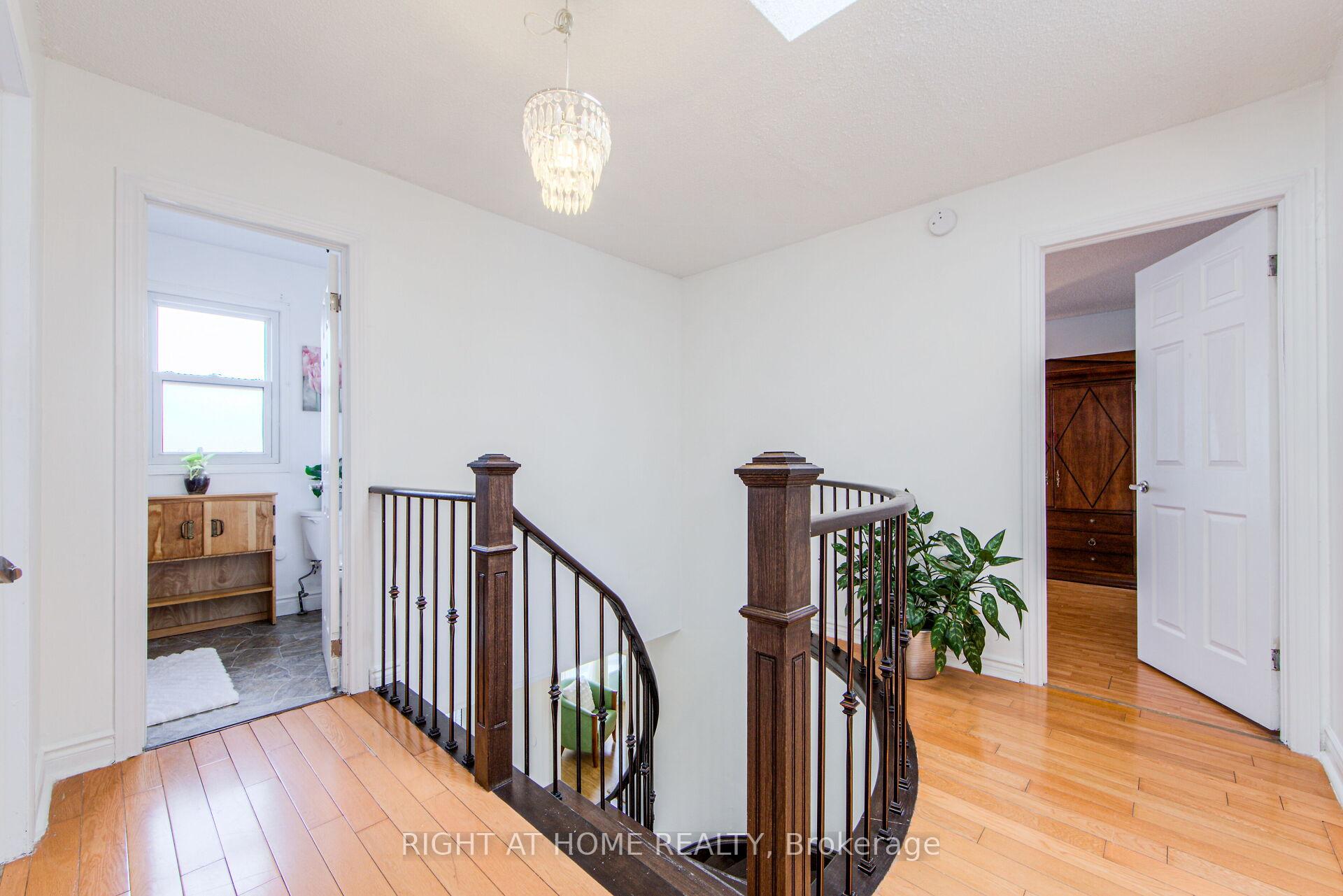 70 Longsword Dr, Toronto, ON M1V3A3 | 4 Bedroom 4 Bathroom Detached House | Image 14