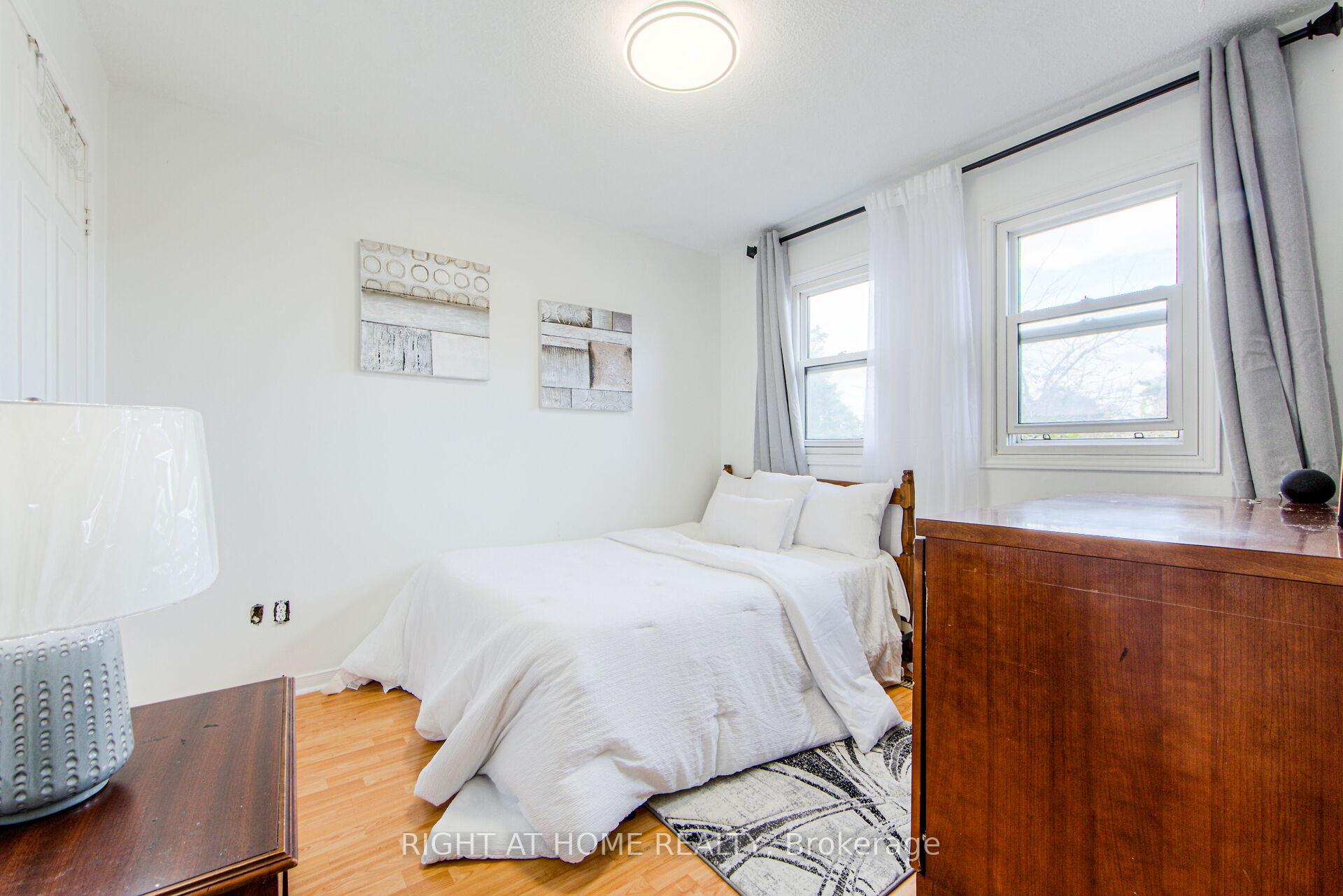 70 Longsword Dr, Toronto, ON M1V3A3 | 4 Bedroom 4 Bathroom Detached House | Image 16