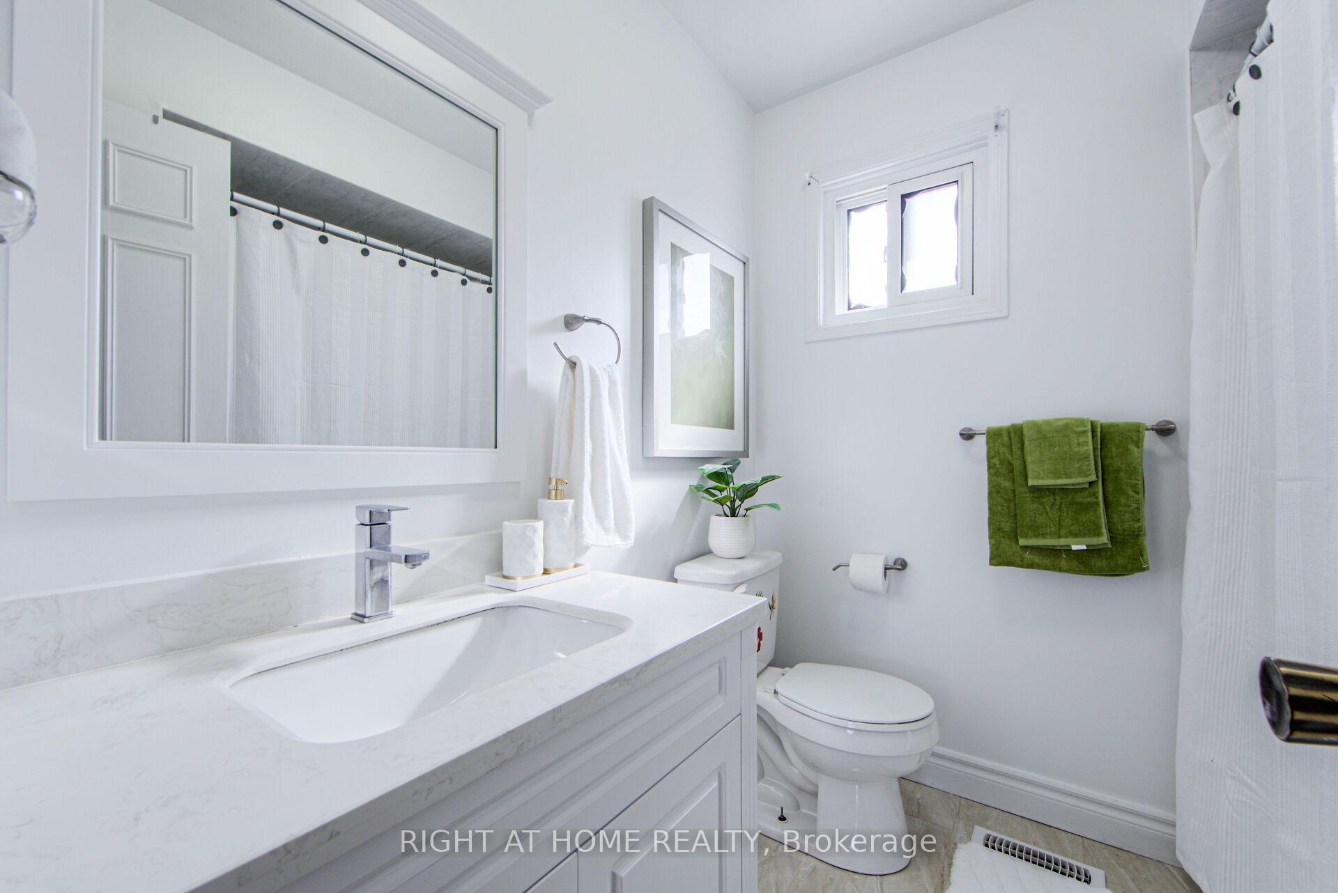 70 Longsword Dr, Toronto, ON M1V3A3 | 4 Bedroom 4 Bathroom Detached House | Image 23