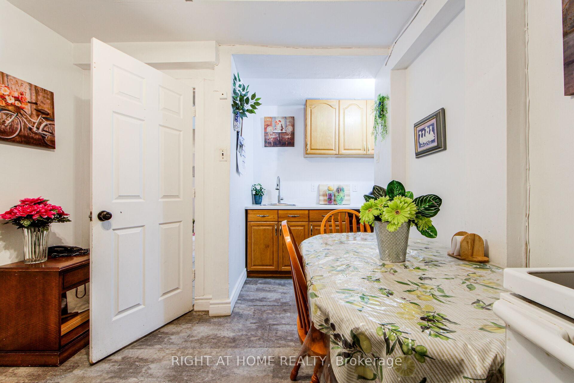 70 Longsword Dr, Toronto, ON M1V3A3 | 4 Bedroom 4 Bathroom Detached House | Image 28