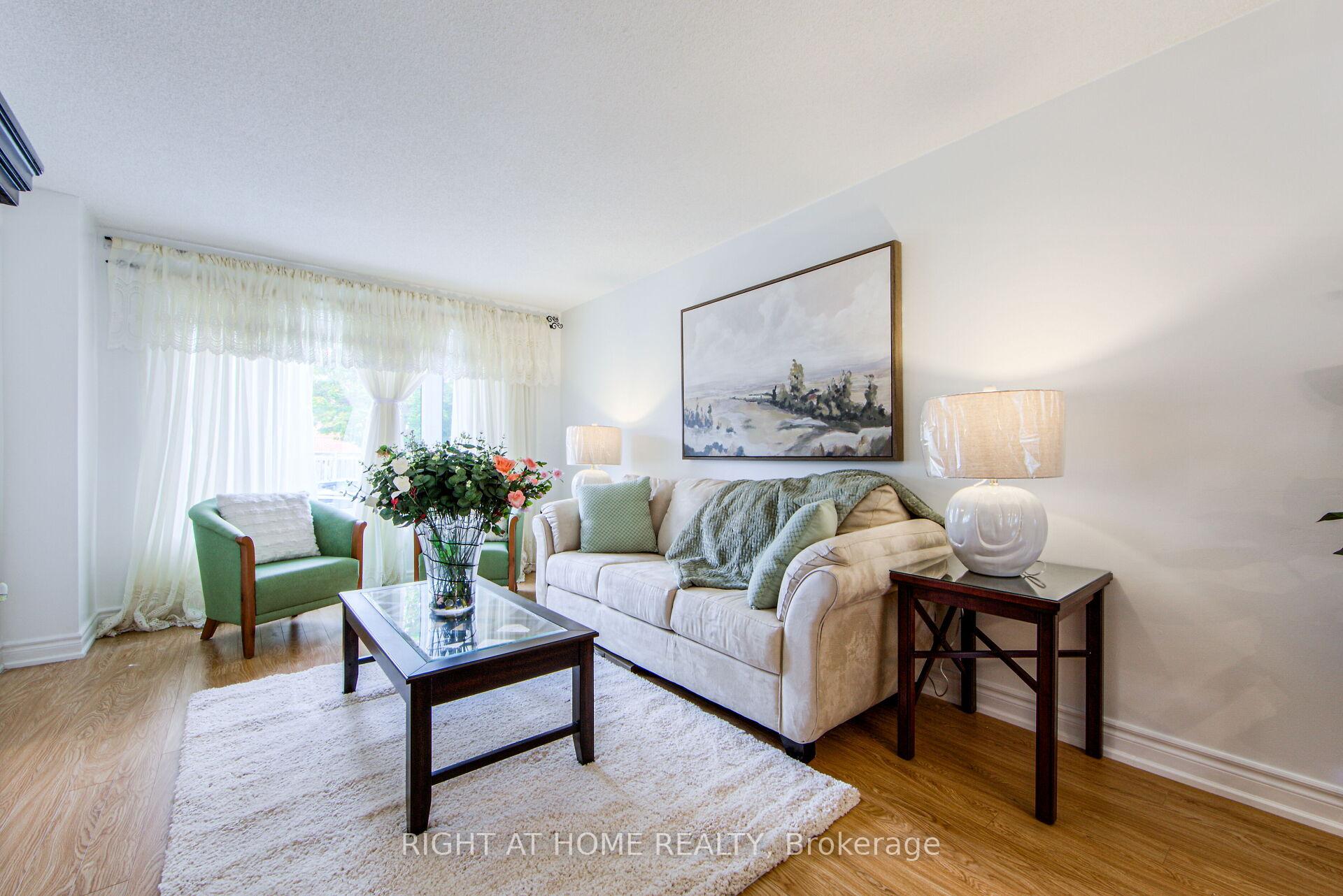 70 Longsword Dr, Toronto, ON M1V3A3 | 4 Bedroom 4 Bathroom Detached House | Image 7