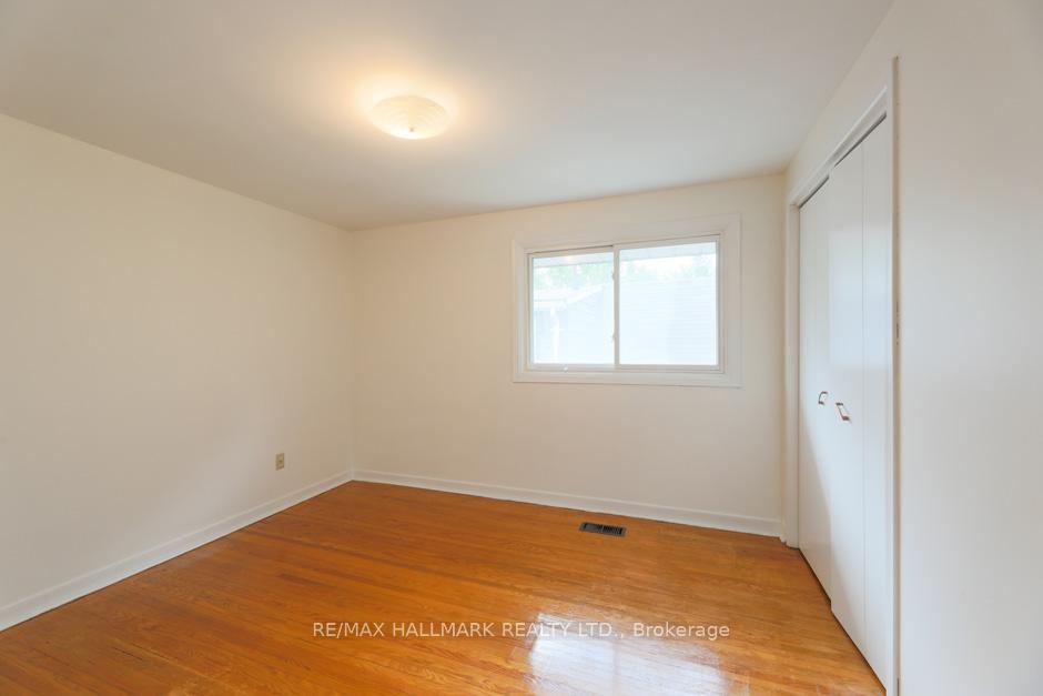 40 Claremore Ave, Toronto, ON M1N3R9 | 3 Bedroom 2 Bathroom Detached House | Image 11