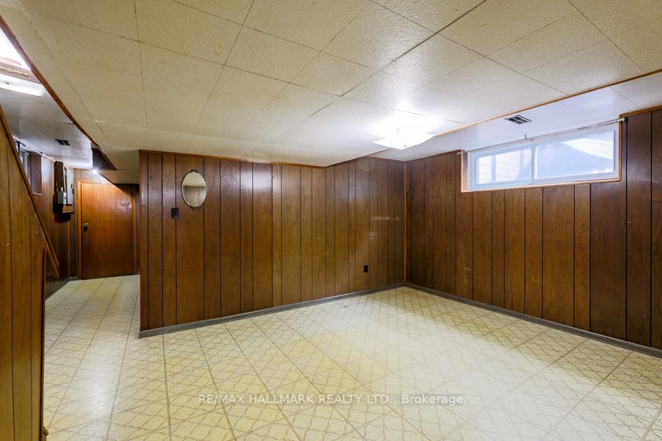 40 Claremore Ave, Toronto, ON M1N3R9 | 3 Bedroom 2 Bathroom Detached House | Image 12