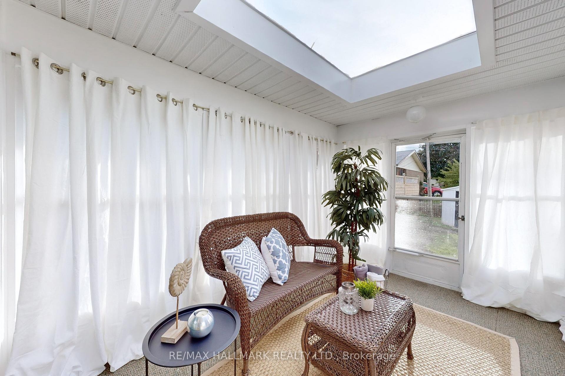 33 Shoreland Cres, Toronto, ON M1G1M4 | 3 Bedroom 1 Bathroom Detached House | Image 23