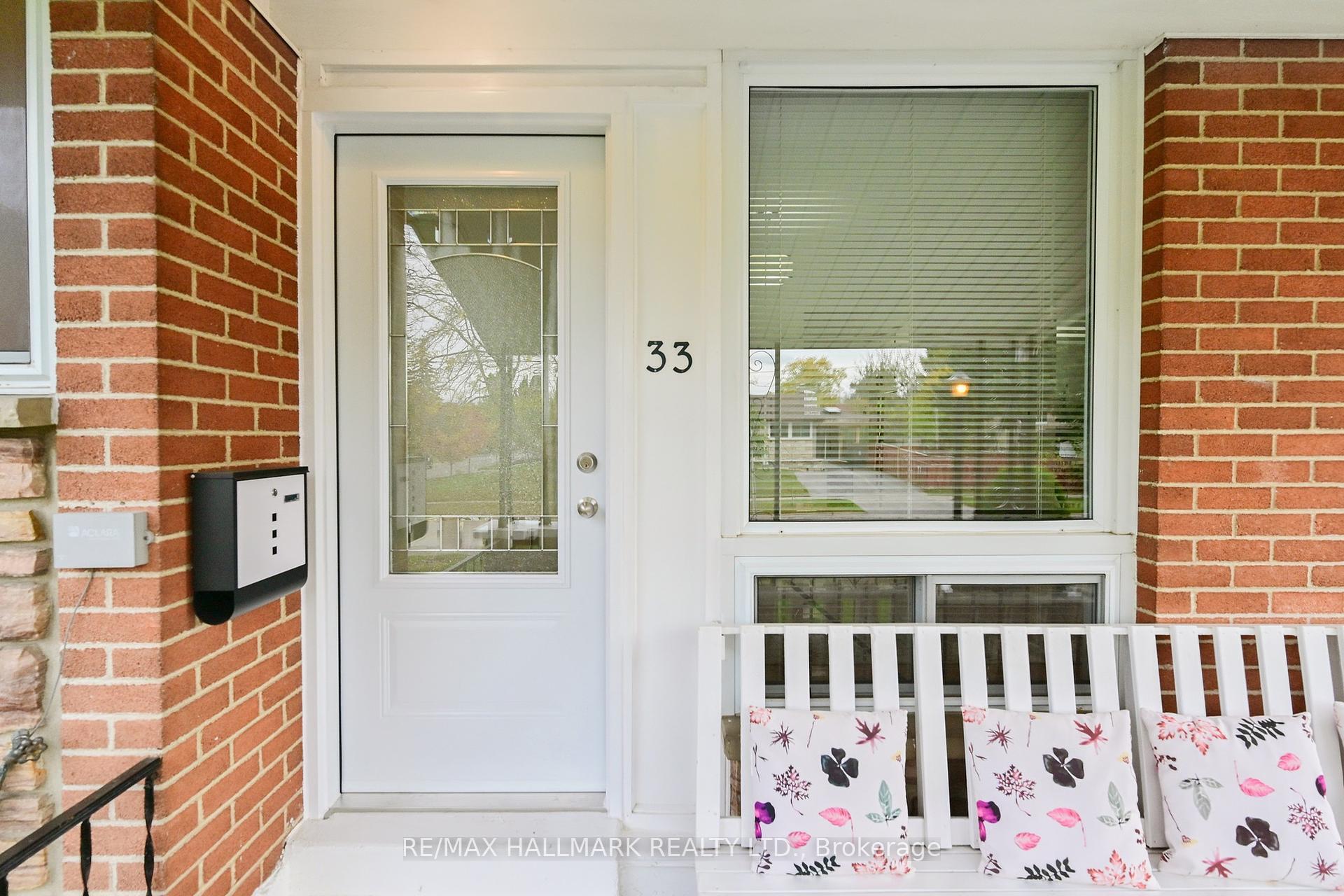 33 Shoreland Cres, Toronto, ON M1G1M4 | 3 Bedroom 1 Bathroom Detached House | Image 5