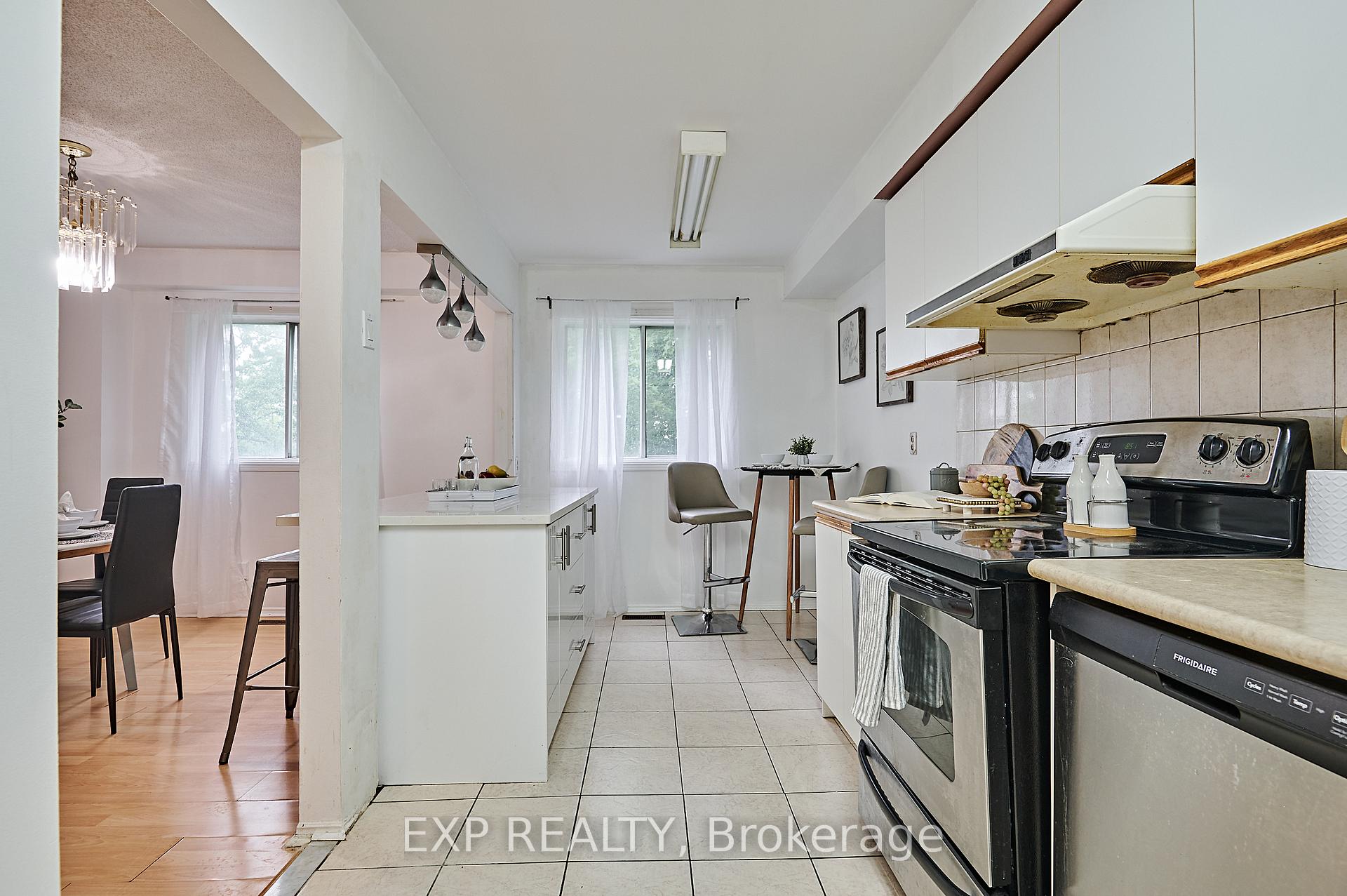 #67 - 200 Murison Blvd, Toronto, ON M1B3R9 | 3 Bedroom 2 Bathroom Condo Townhouse | Image 12