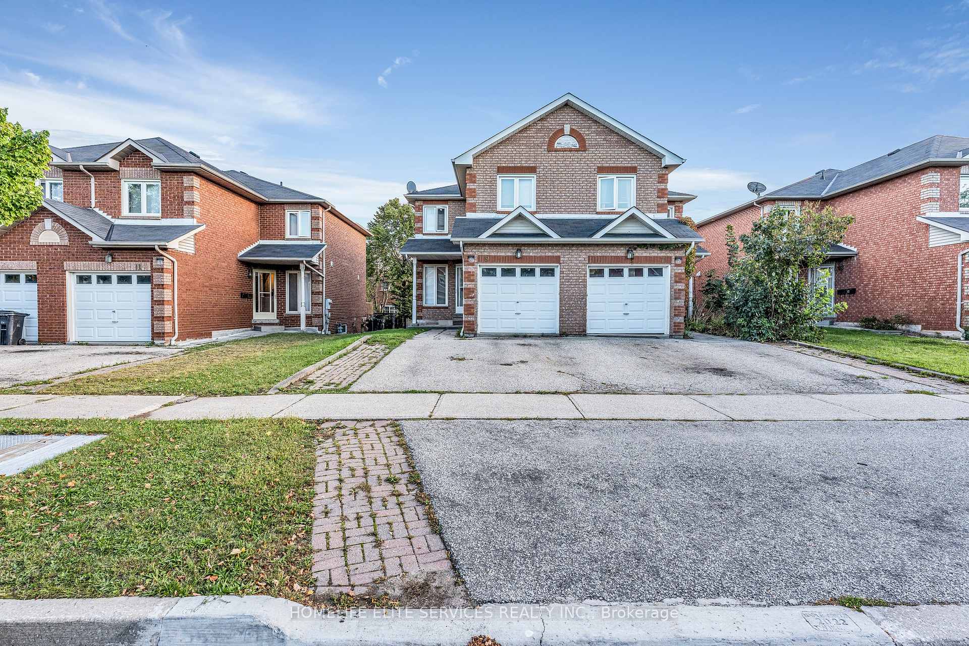 9 Lenthall Ave, Toronto, ON M1B2C7 | 3 Bedroom 4 Bathroom Semi-Detached House | Image 2