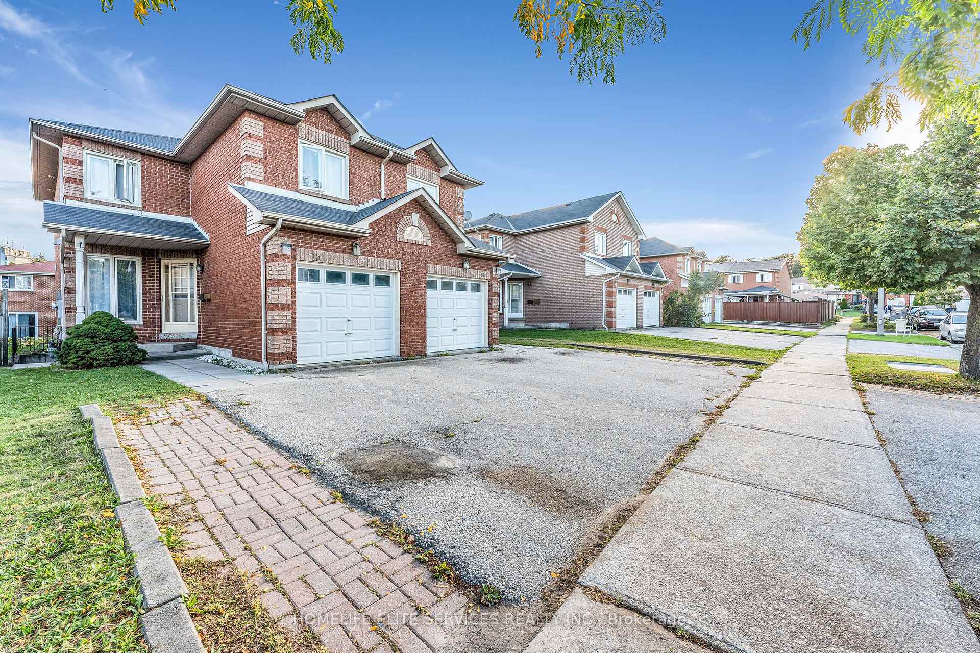 9 Lenthall Ave, Toronto, ON M1B2C7 | 3 Bedroom 4 Bathroom Semi-Detached House | Image 5