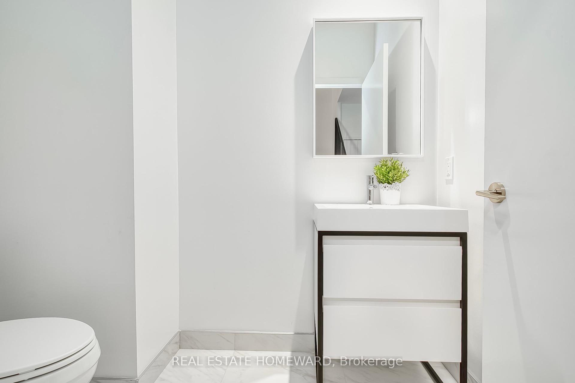 #131 - 156 Logan Ave, Toronto, ON M4M2N3 | 2 Bedroom 3 Bathroom Condo Townhouse | Image 16