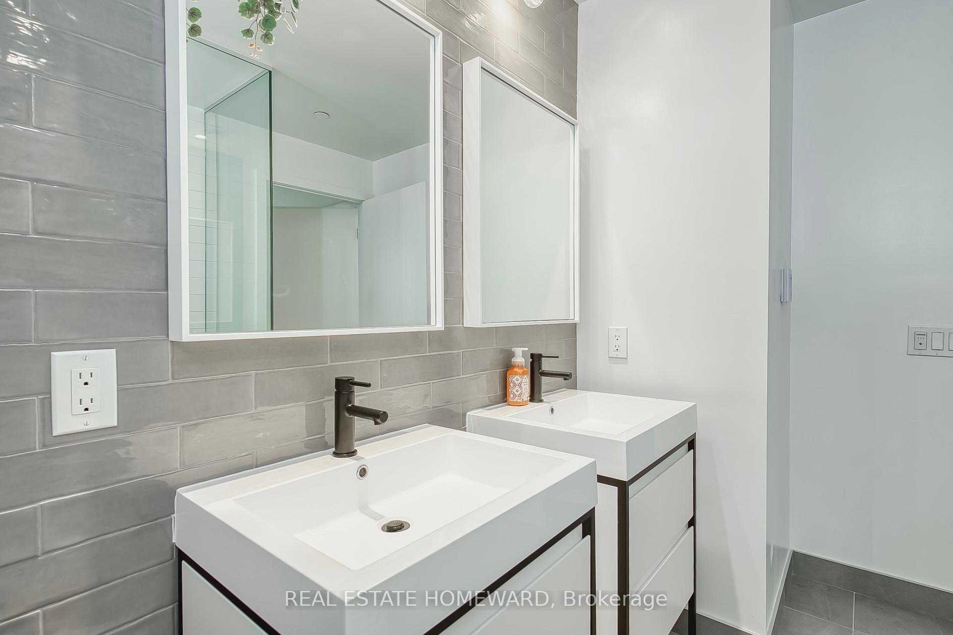 #131 - 156 Logan Ave, Toronto, ON M4M2N3 | 2 Bedroom 3 Bathroom Condo Townhouse | Image 25