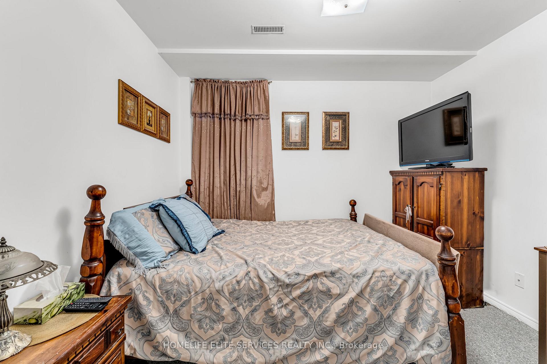 7 Lenthall Ave, Toronto, ON M1B2C7 | 3 Bedroom 4 Bathroom Semi-Detached House | Image 17