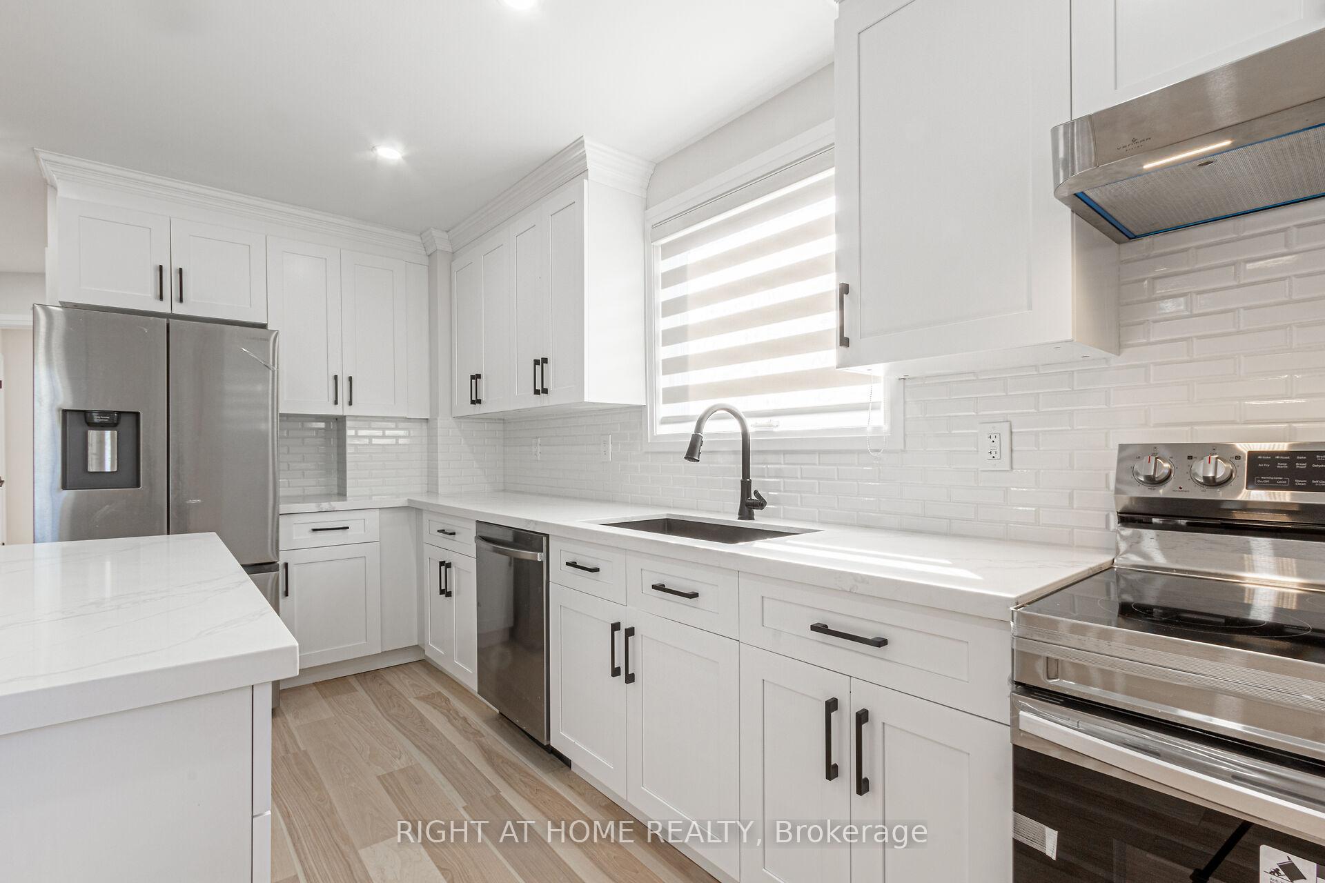 961 Victoria Pk Ave, Toronto, ON M4B2J4 | 2 Bedroom 2 Bathroom Detached House | Image 7