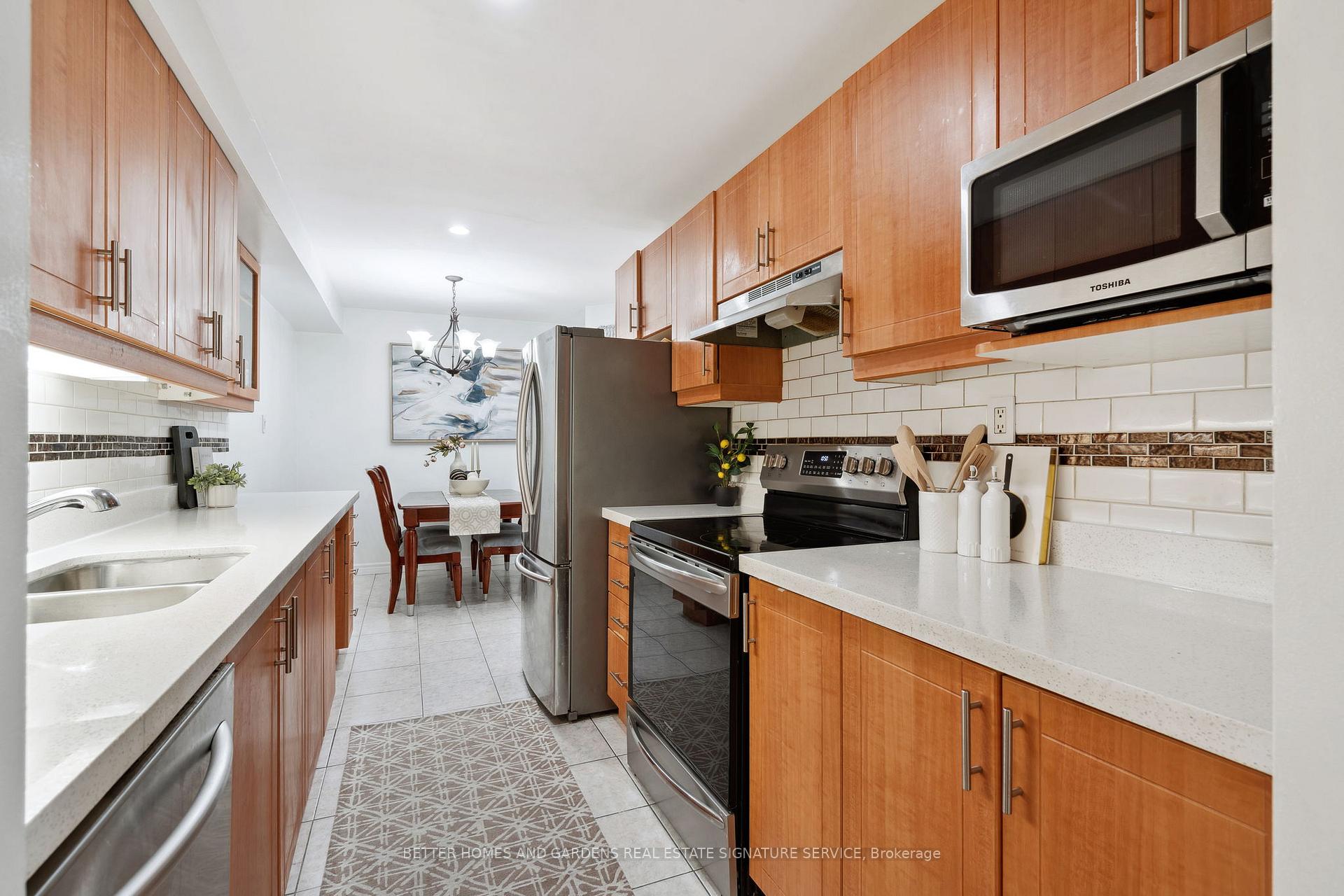 20 Scarfair Ptwy, Toronto, ON M1B4E8 | 3 Bedroom 4 Bathroom Detached House | Image 11