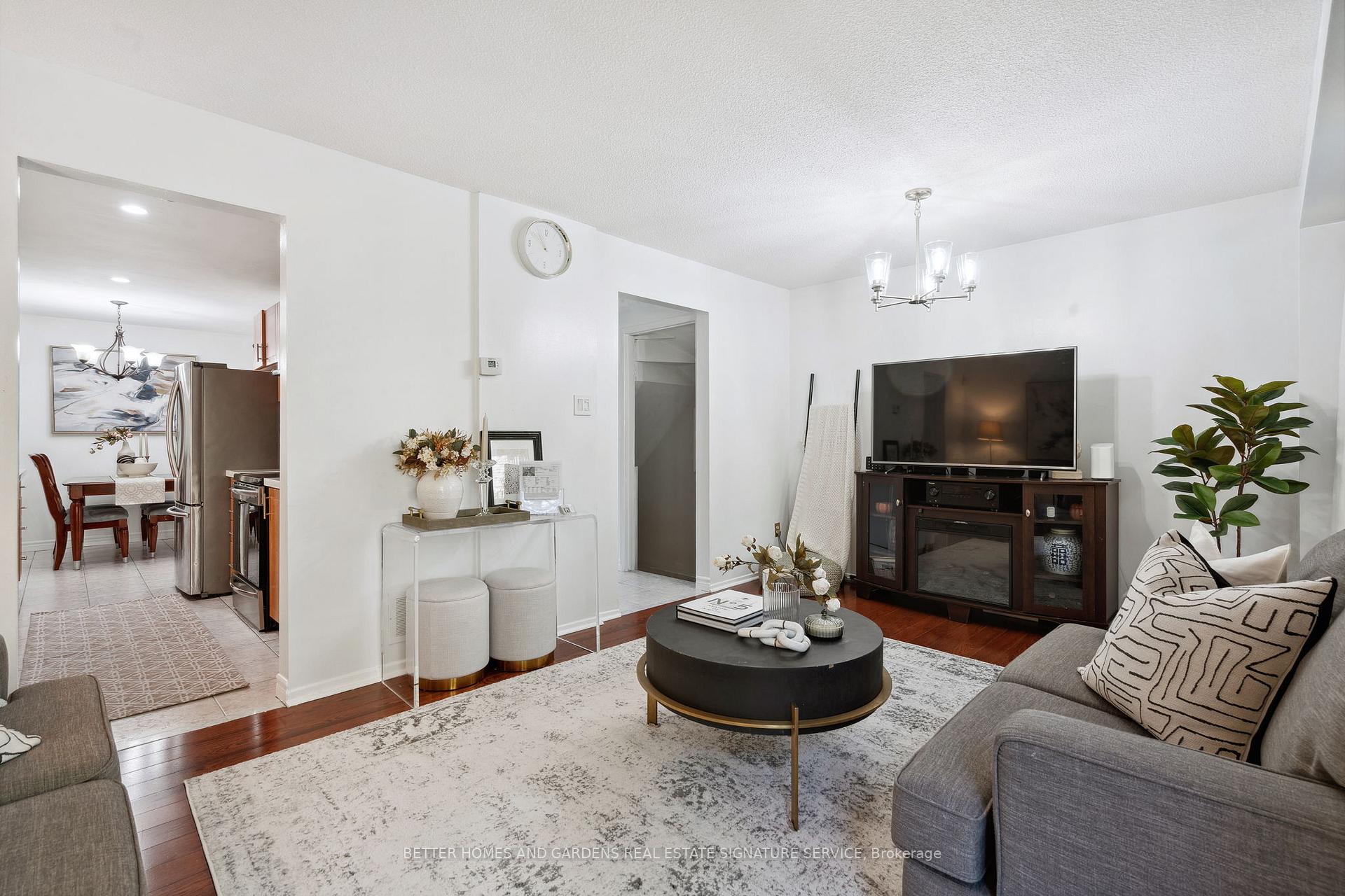 20 Scarfair Ptwy, Toronto, ON M1B4E8 | 3 Bedroom 4 Bathroom Detached House | Image 14