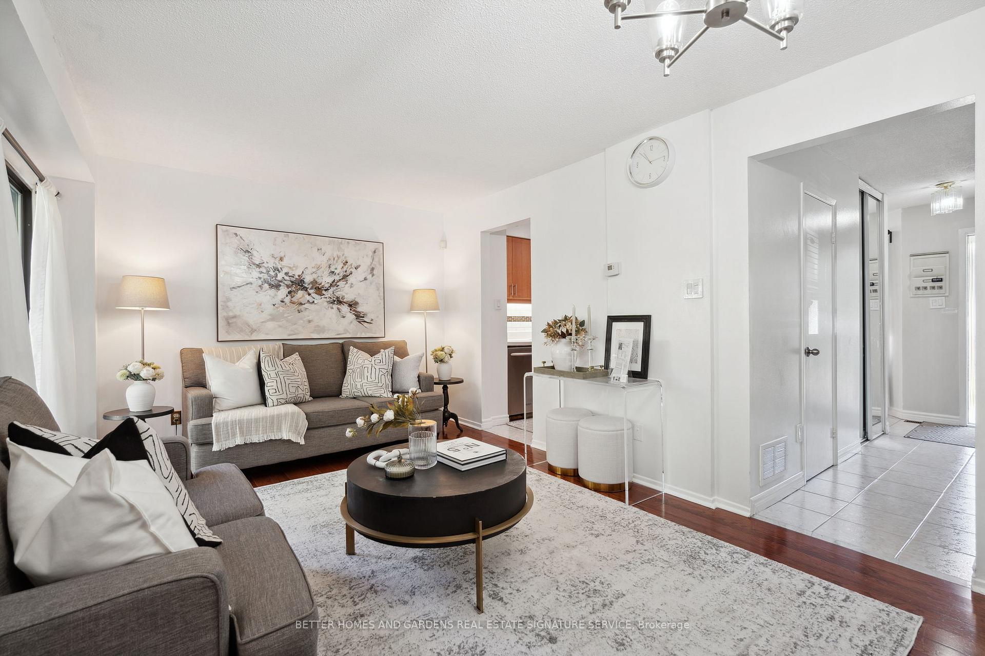 20 Scarfair Ptwy, Toronto, ON M1B4E8 | 3 Bedroom 4 Bathroom Detached House | Image 15
