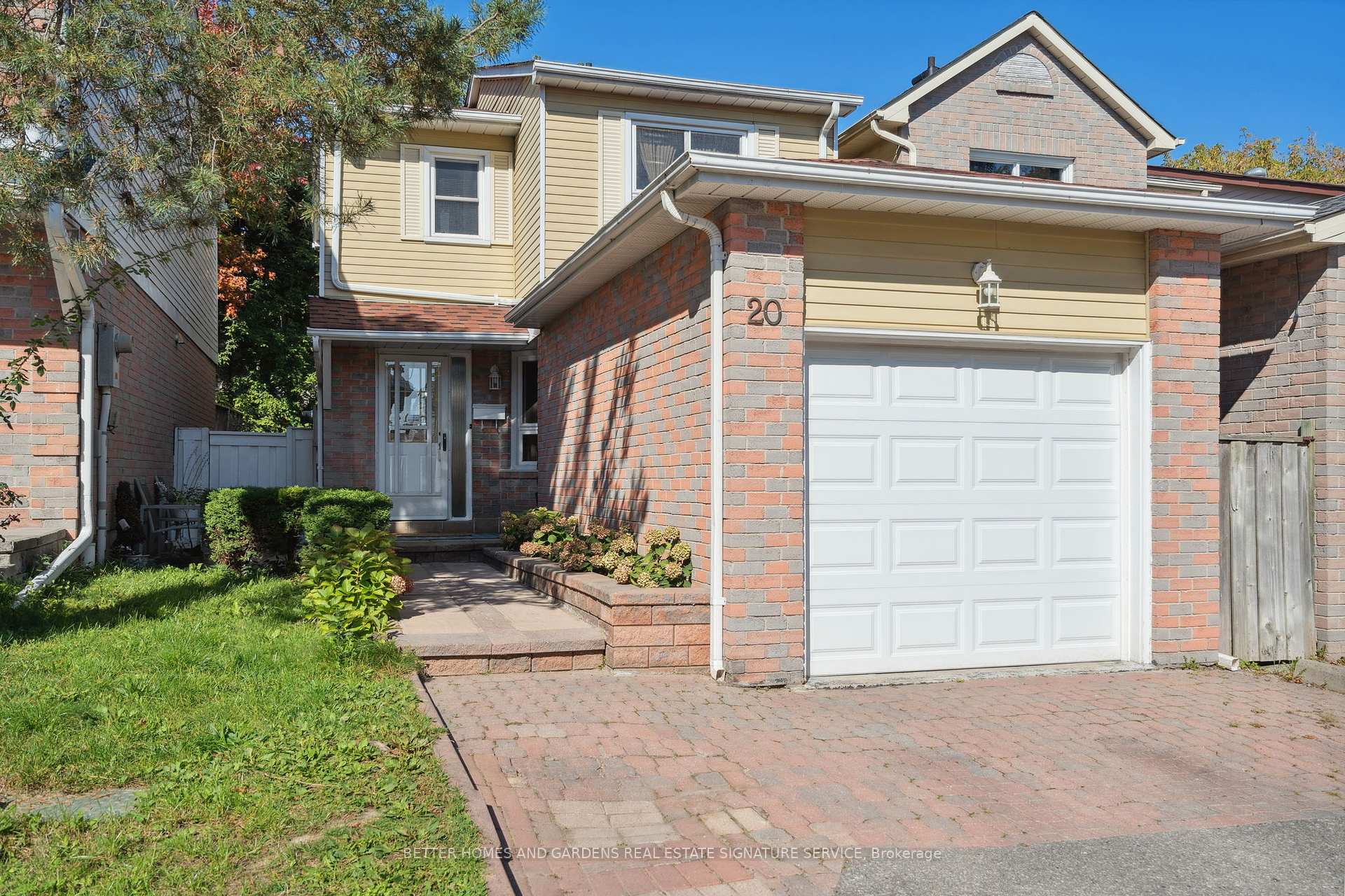 20 Scarfair Ptwy, Toronto, ON M1B4E8 | 3 Bedroom 4 Bathroom Detached House | Image 2