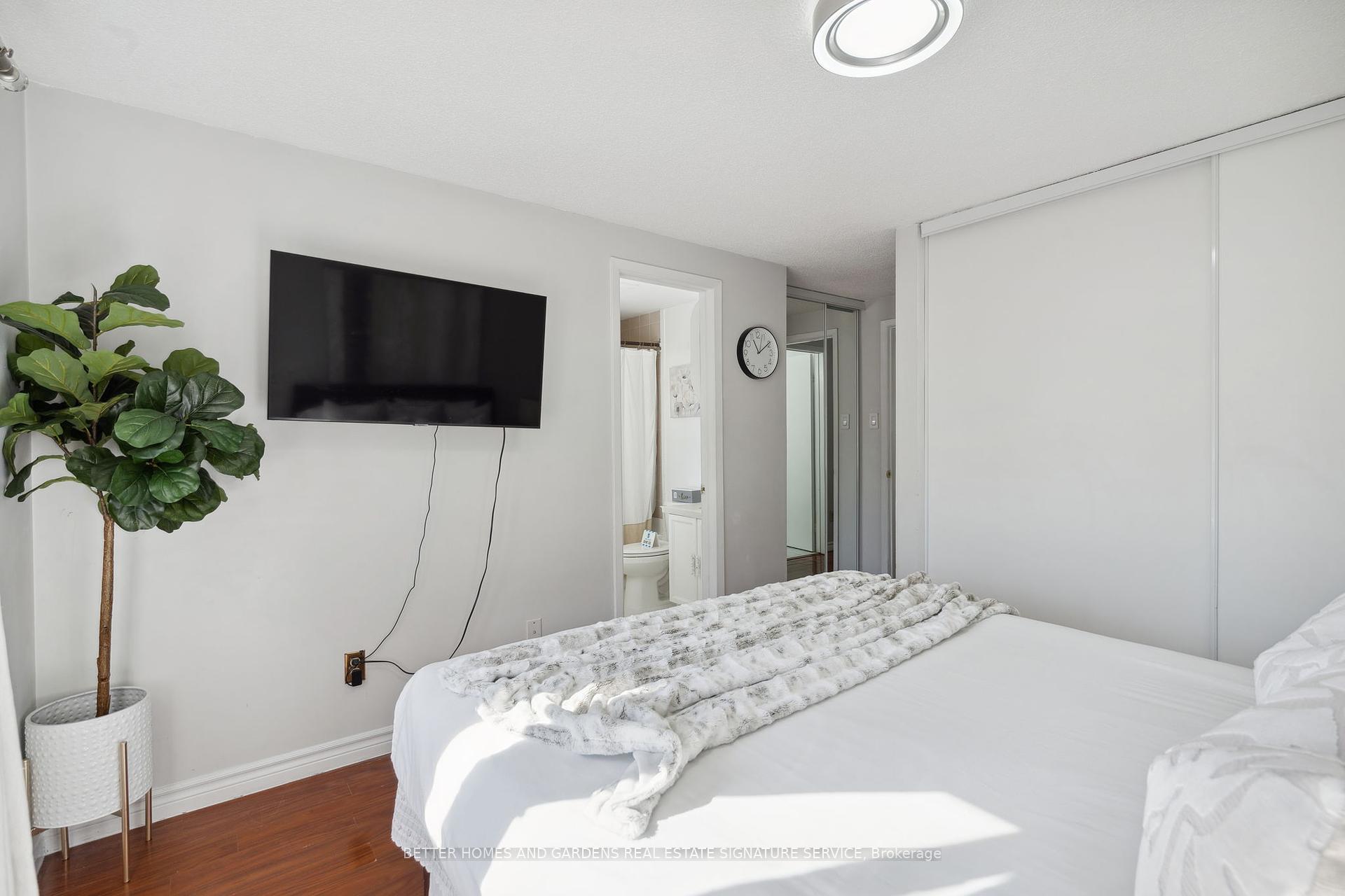 20 Scarfair Ptwy, Toronto, ON M1B4E8 | 3 Bedroom 4 Bathroom Detached House | Image 27