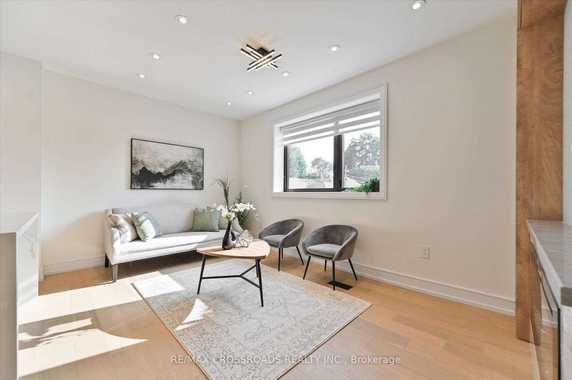 157 O'connor Dr, Toronto, ON M4J2S7 | 3 Bedroom 5 Bathroom Detached House | Image 12