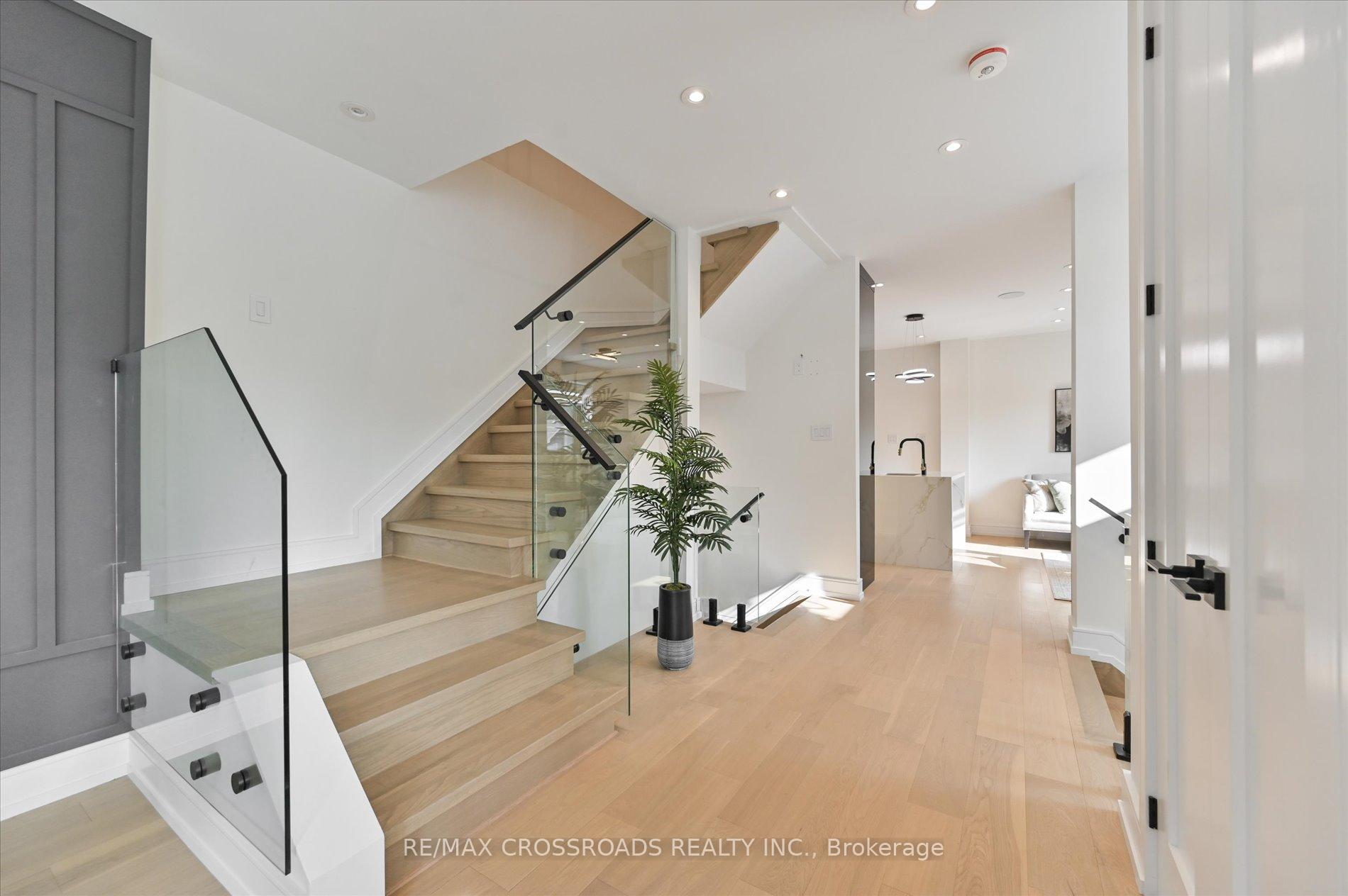 157 O'connor Dr, Toronto, ON M4J2S7 | 3 Bedroom 5 Bathroom Detached House | Image 14