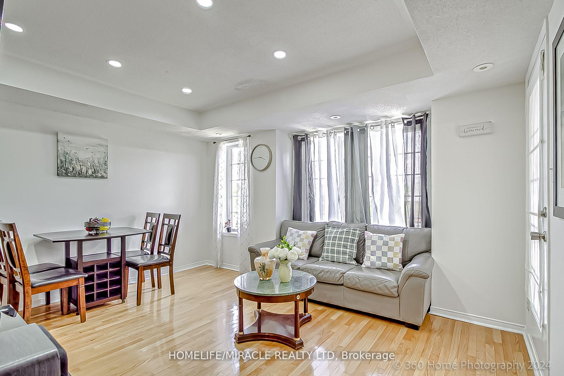 #125 - 42 Pinery Tr, Toronto, ON M1B6K2 | 3 Bedroom 2 Bathroom Condo Townhouse | Image 5