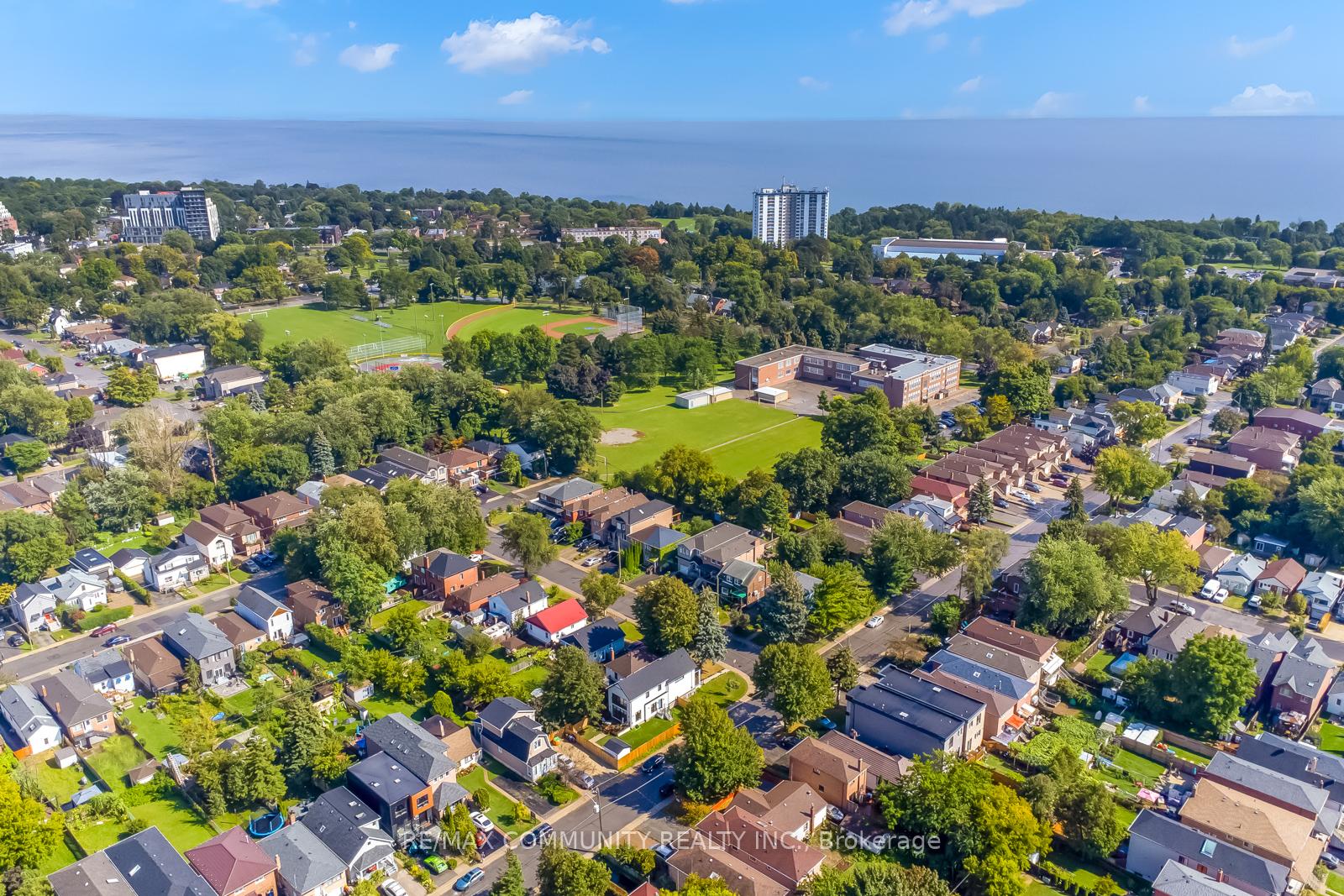 197 South Woodrow Blvd, Toronto, ON M1N3M1 | 2 Bedroom 1 Bathroom Detached House | Image 39