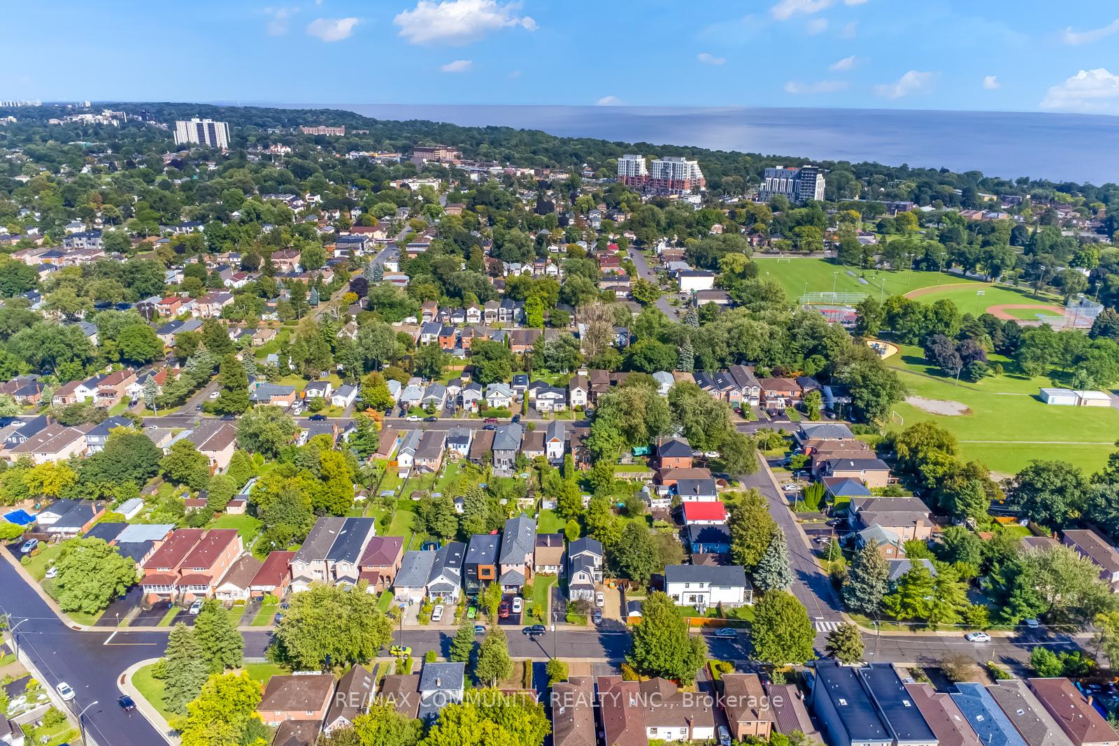 197 South Woodrow Blvd, Toronto, ON M1N3M1 | 2 Bedroom 1 Bathroom Detached House | Image 40