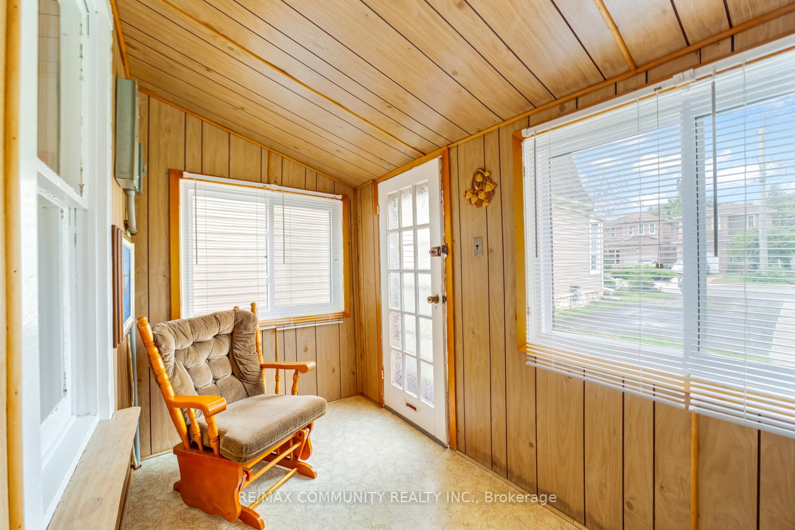 197 South Woodrow Blvd, Toronto, ON M1N3M1 | 2 Bedroom 1 Bathroom Detached House | Image 8