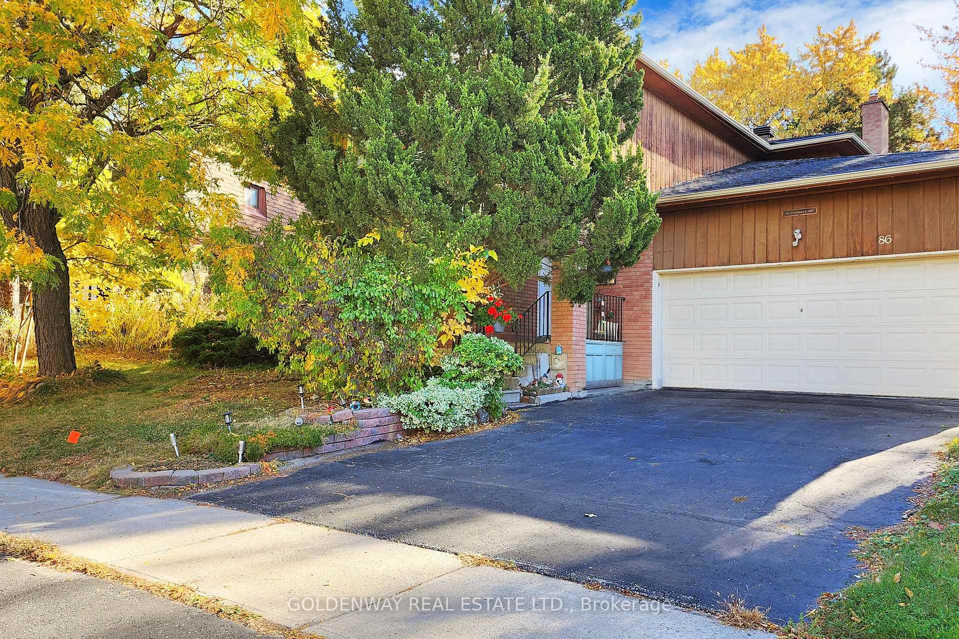 86 Bushmills Sq, Toronto, ON M1V1J4 | 4 Bedroom 3 Bathroom Detached House | Image 1