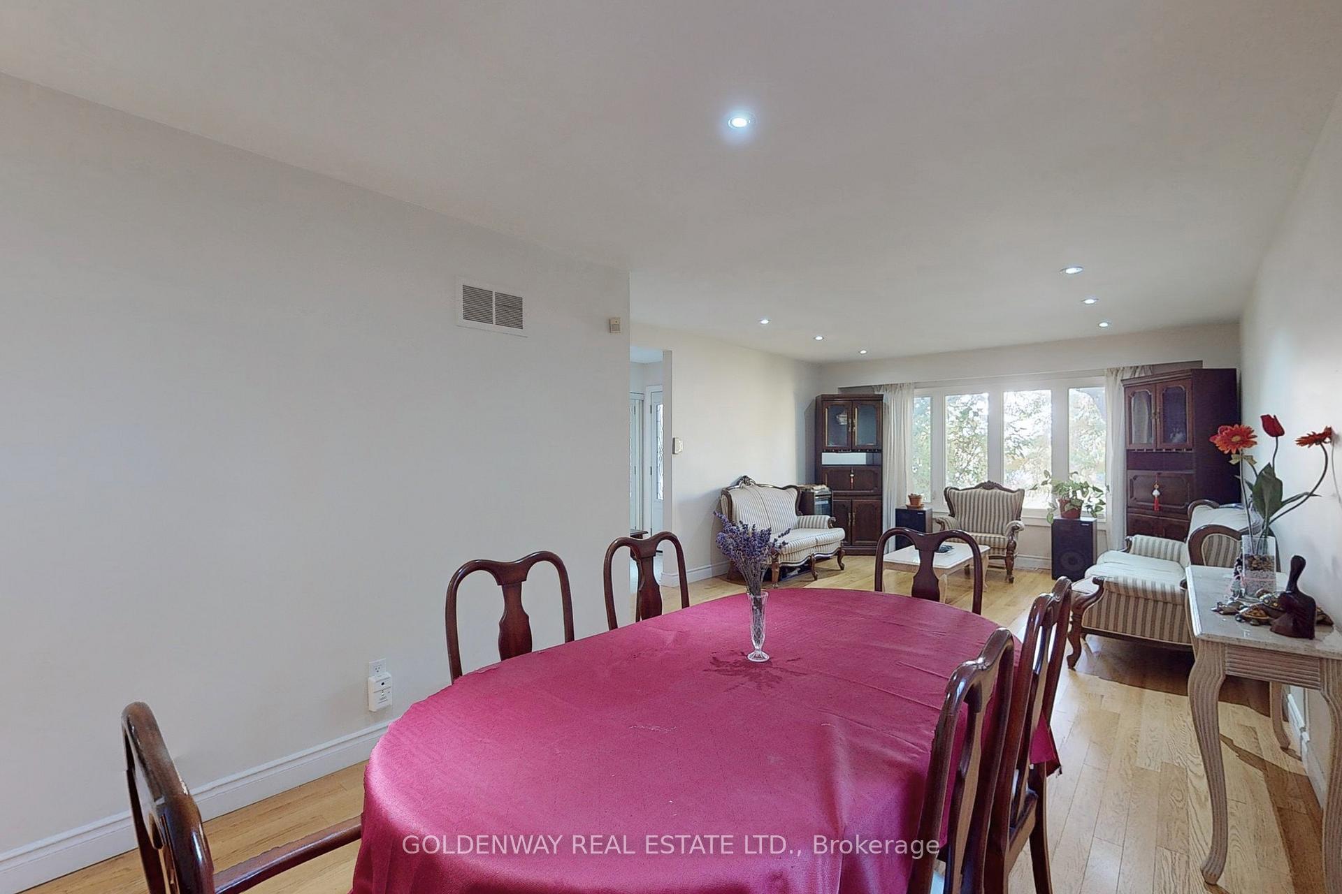 86 Bushmills Sq, Toronto, ON M1V1J4 | 4 Bedroom 3 Bathroom Detached House | Image 10