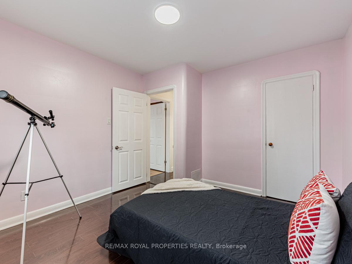 6 Wortham Dr, Toronto, ON M1G1W4 | 3 Bedroom 2 Bathroom Detached House | Image 18