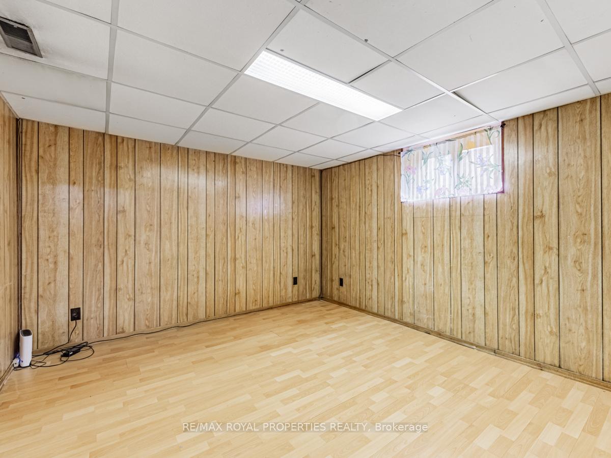 6 Wortham Dr, Toronto, ON M1G1W4 | 3 Bedroom 2 Bathroom Detached House | Image 24