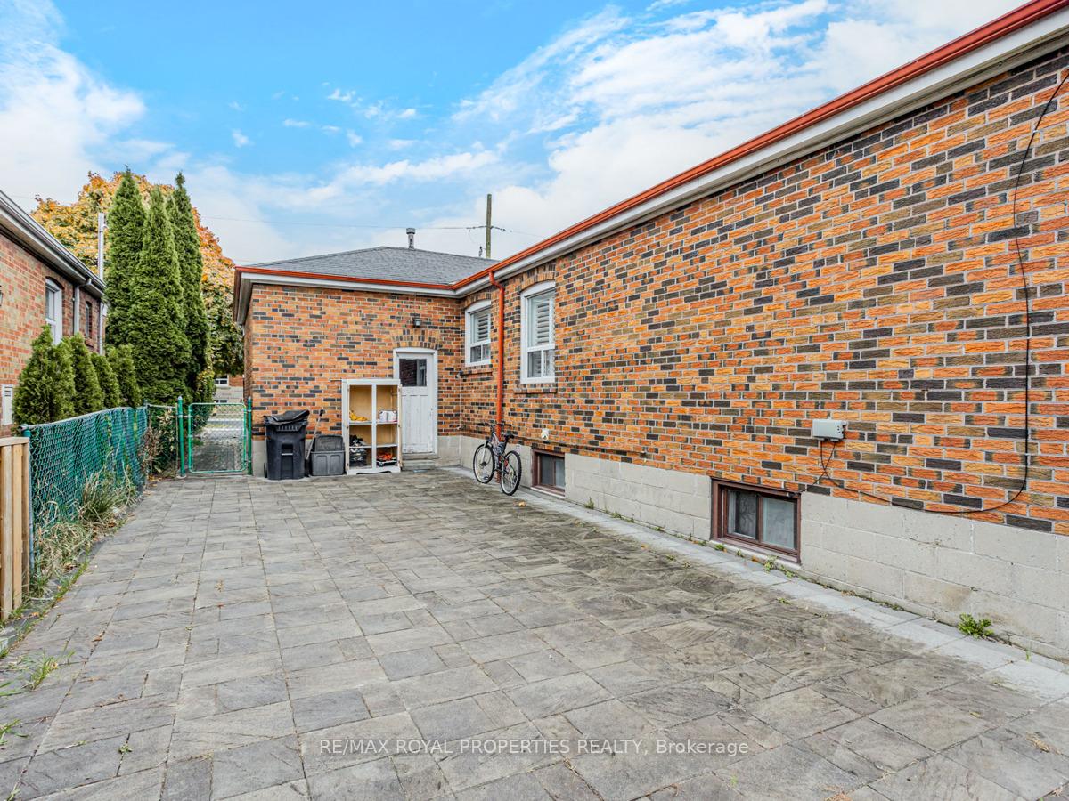 6 Wortham Dr, Toronto, ON M1G1W4 | 3 Bedroom 2 Bathroom Detached House | Image 30