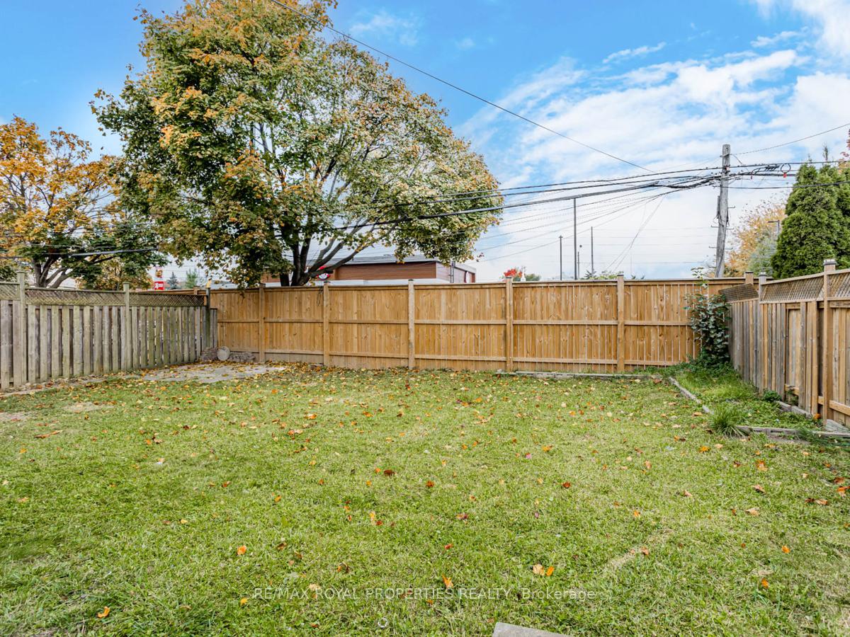 6 Wortham Dr, Toronto, ON M1G1W4 | 3 Bedroom 2 Bathroom Detached House | Image 31