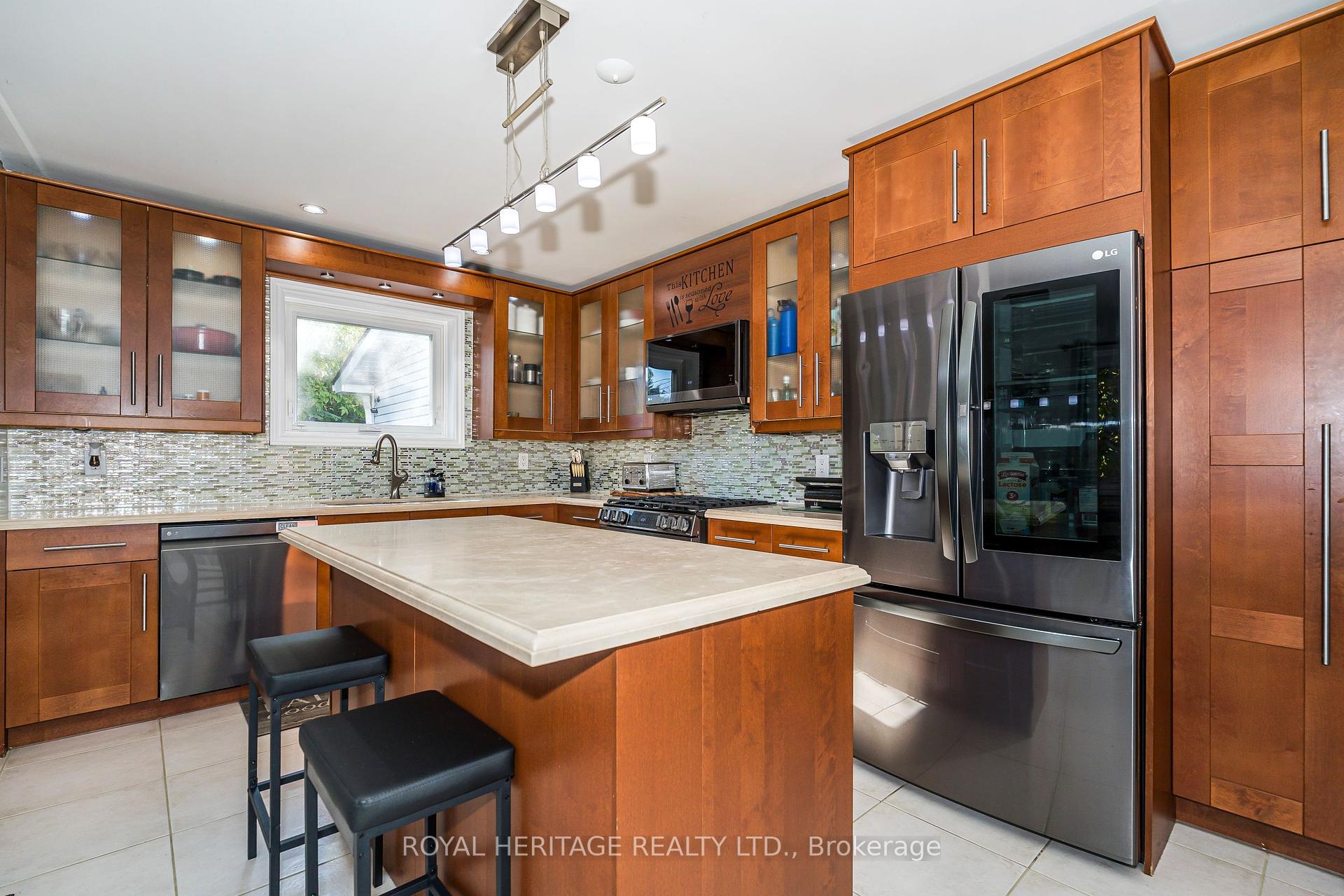 91 Colonial Ave, Toronto, ON M1M2C4 | 3 Bedroom 4 Bathroom Detached House | Image 1