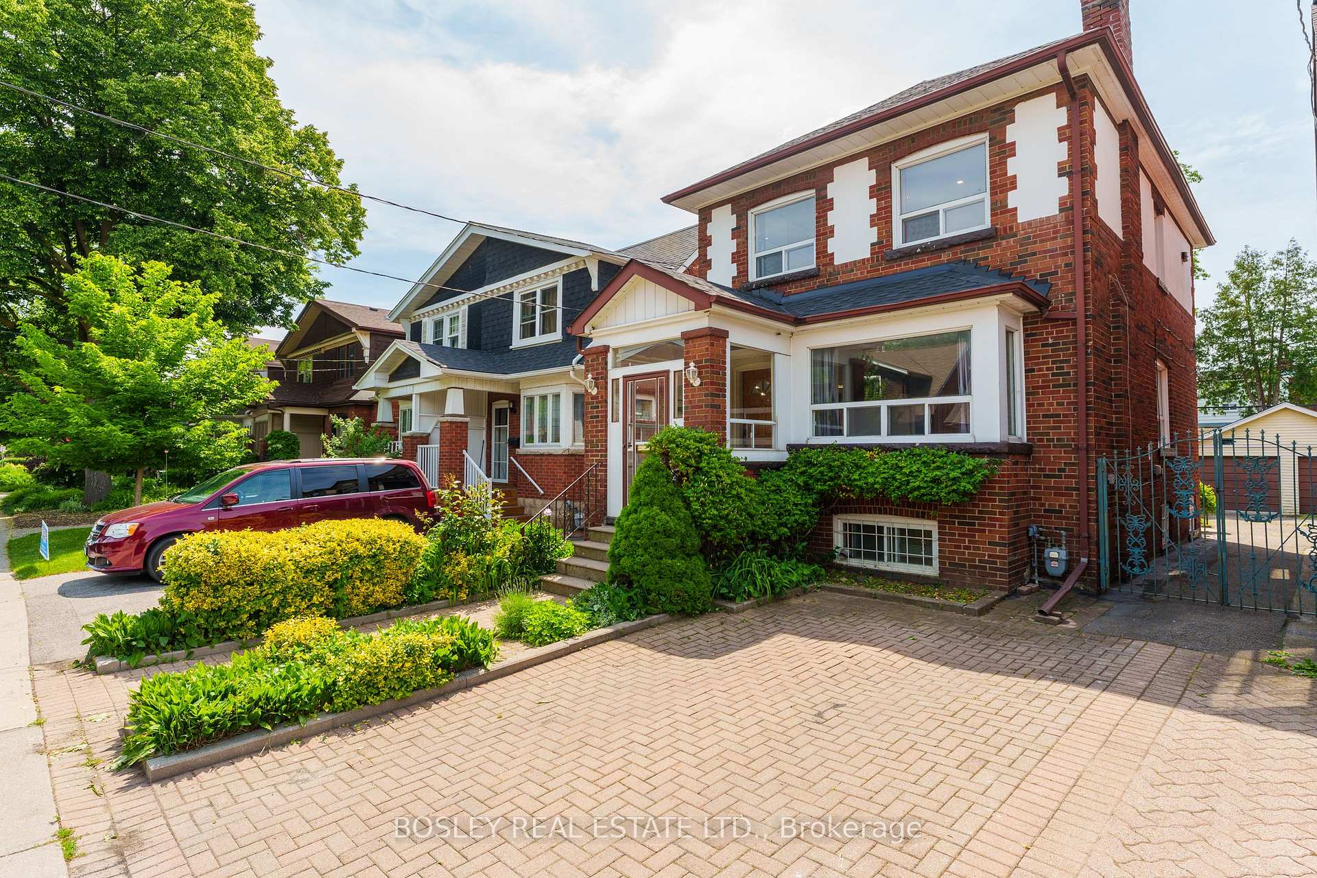 17 Kings Park Blvd, Toronto, ON M4J2B7 | 3 Bedroom 2 Bathroom Detached House | Image 1