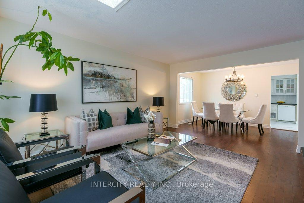 49 Farmhill Crt, Toronto, ON M1B2M1 | 4 Bedroom 3 Bathroom Detached House | Image 14