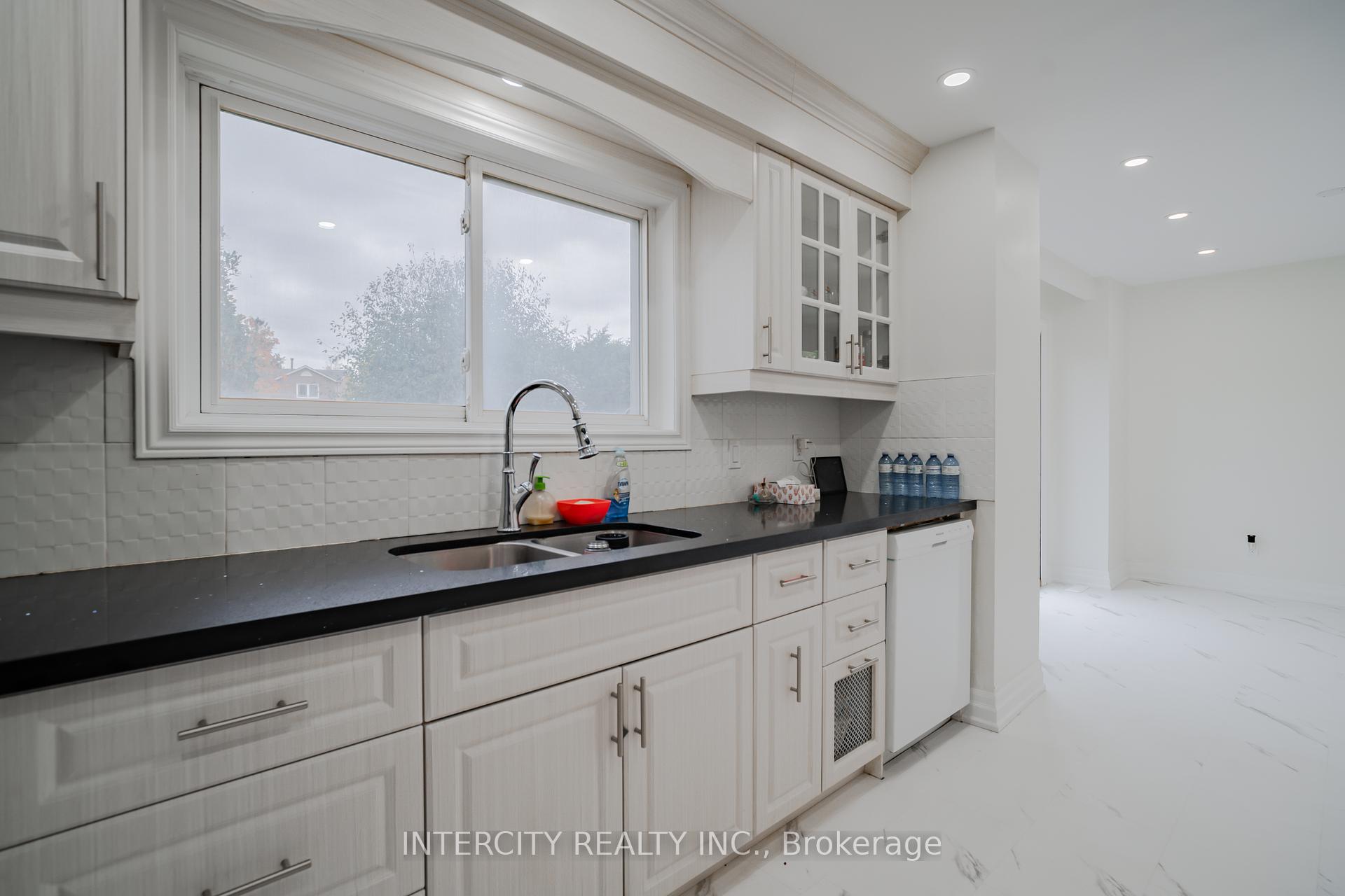 49 Farmhill Crt, Toronto, ON M1B2M1 | 4 Bedroom 3 Bathroom Detached House | Image 8