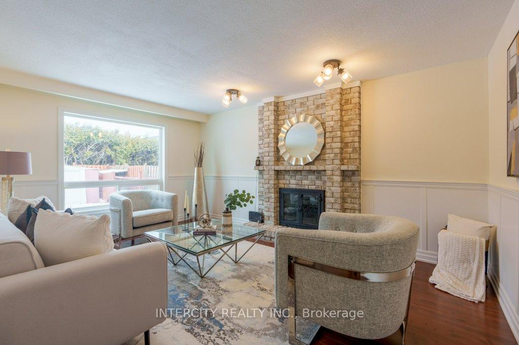 49 Farmhill Crt, Toronto, ON M1B2M1 | 4 Bedroom 3 Bathroom Detached House | Image 9