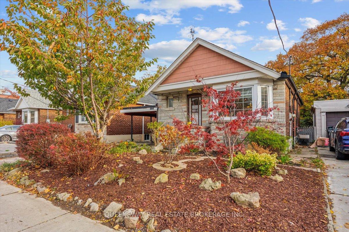 1267 Kingston Rd, Toronto, ON M1N1P4 | 2 Bedroom 1 Bathroom Detached House | Image 1