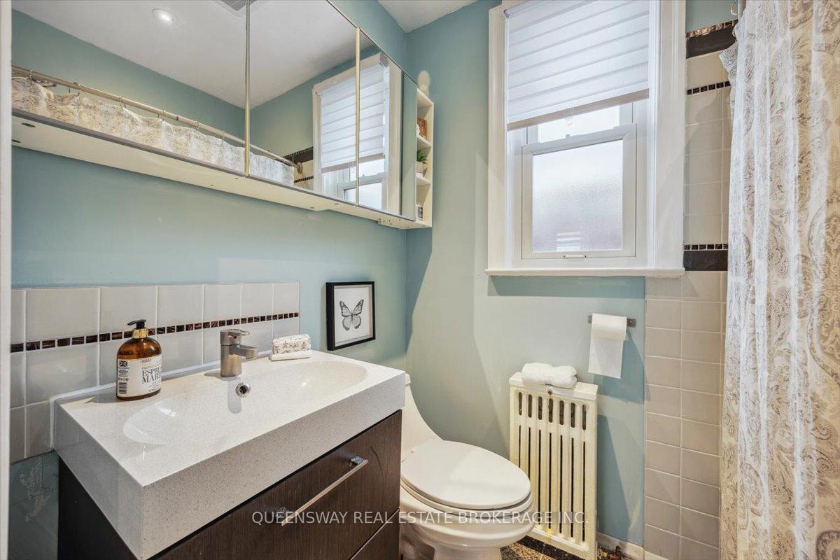 1267 Kingston Rd, Toronto, ON M1N1P4 | 2 Bedroom 1 Bathroom Detached House | Image 14